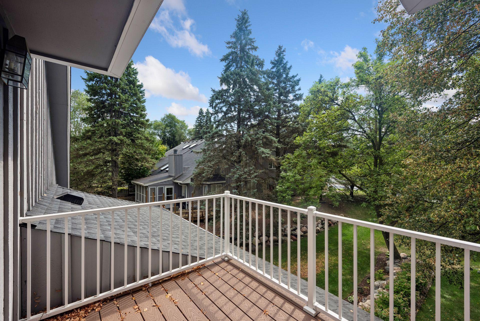 View of Residential at 1138 Kingsley Circle, Mendota Heights MN 55118, Mendota Heights (36 of 46) - Mike Wilen | Minnesota Team Real Estate