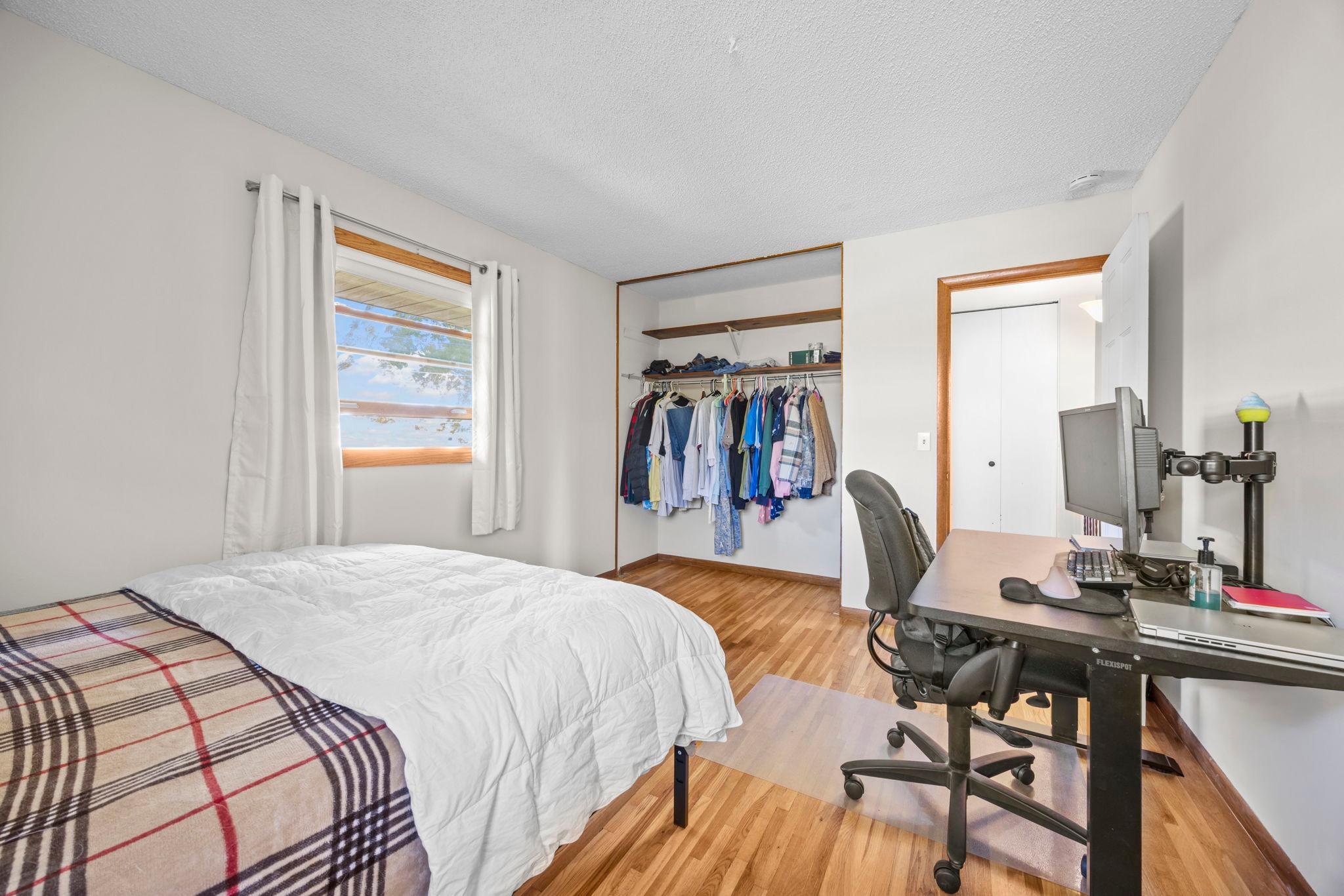 View of Residential at 829 Mcintosh Drive, Apple Valley MN 55124, Apple Valley (13 of 32) - Mike Wilen | Minnesota Team Real Estate