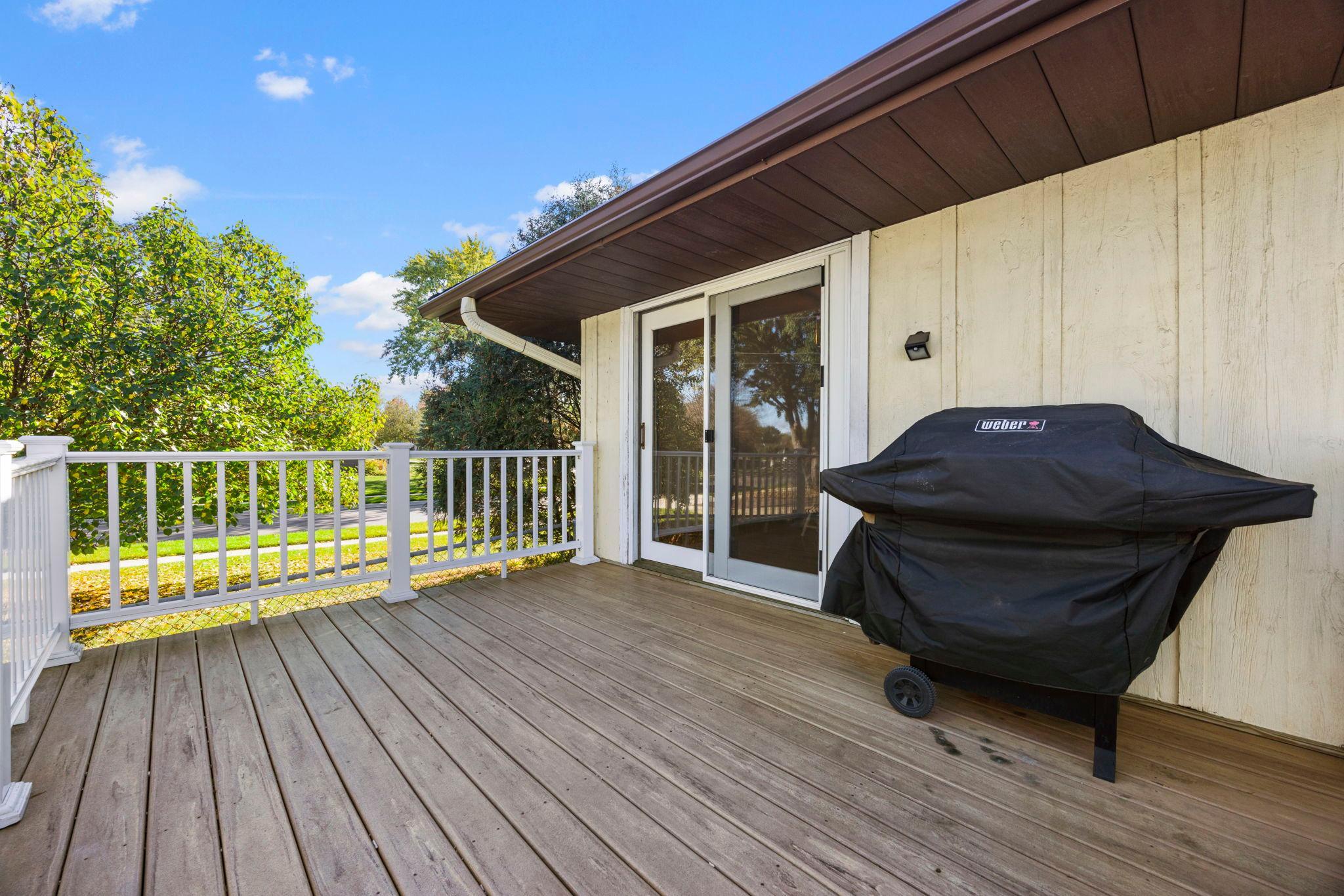 View of Residential at 829 Mcintosh Drive, Apple Valley MN 55124, Apple Valley (25 of 32) - Mike Wilen | Minnesota Team Real Estate