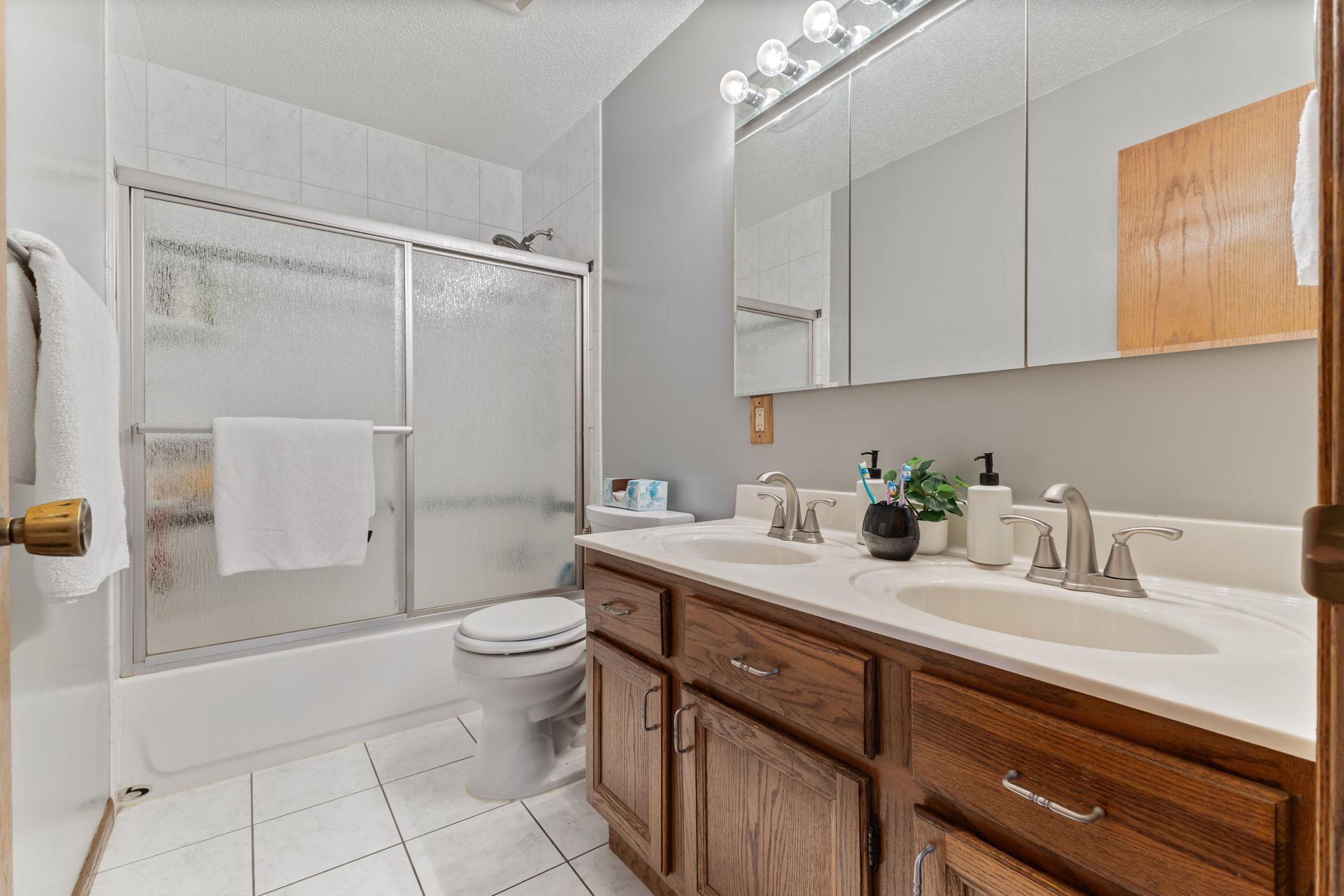 View of Residential at 2679 Guthrie Avenue, Oakdale MN 55128, Oakdale (42 of 66) - Mike Wilen | Minnesota Team Real Estate