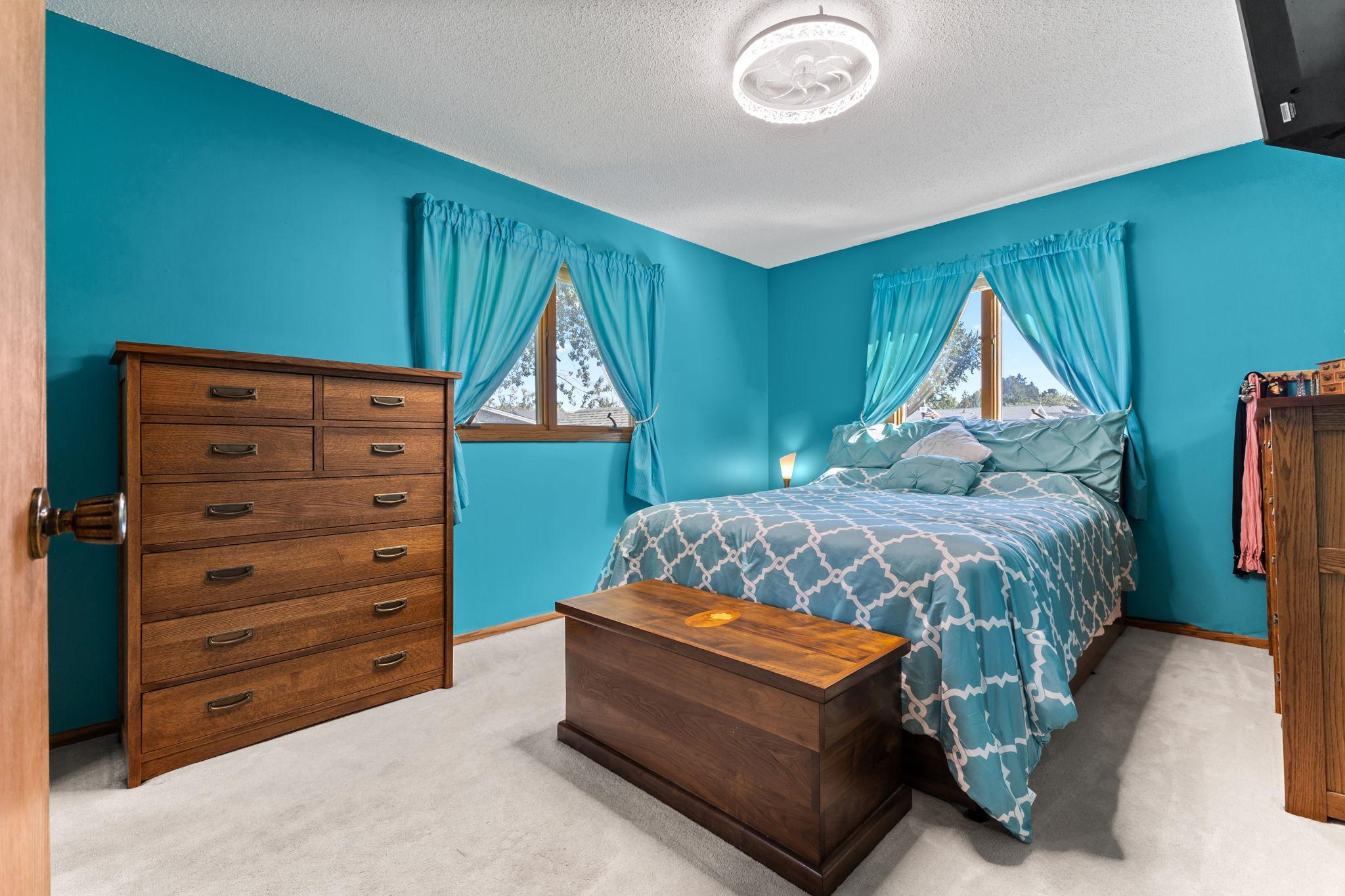 View of Residential at 2679 Guthrie Avenue, Oakdale MN 55128, Oakdale (39 of 66) - Mike Wilen | Minnesota Team Real Estate
