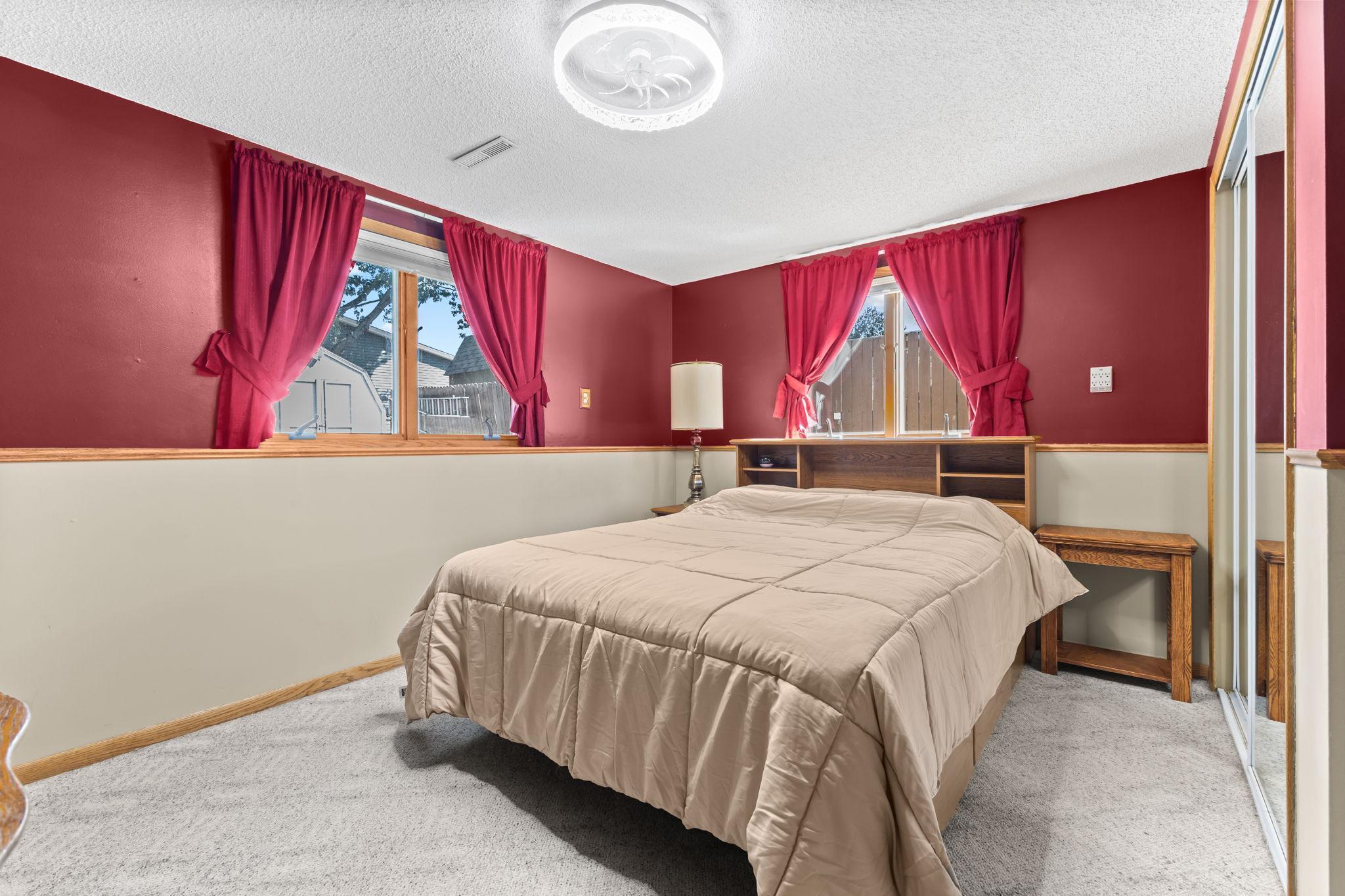View of Residential at 2679 Guthrie Avenue, Oakdale MN 55128, Oakdale (38 of 66) - Mike Wilen | Minnesota Team Real Estate