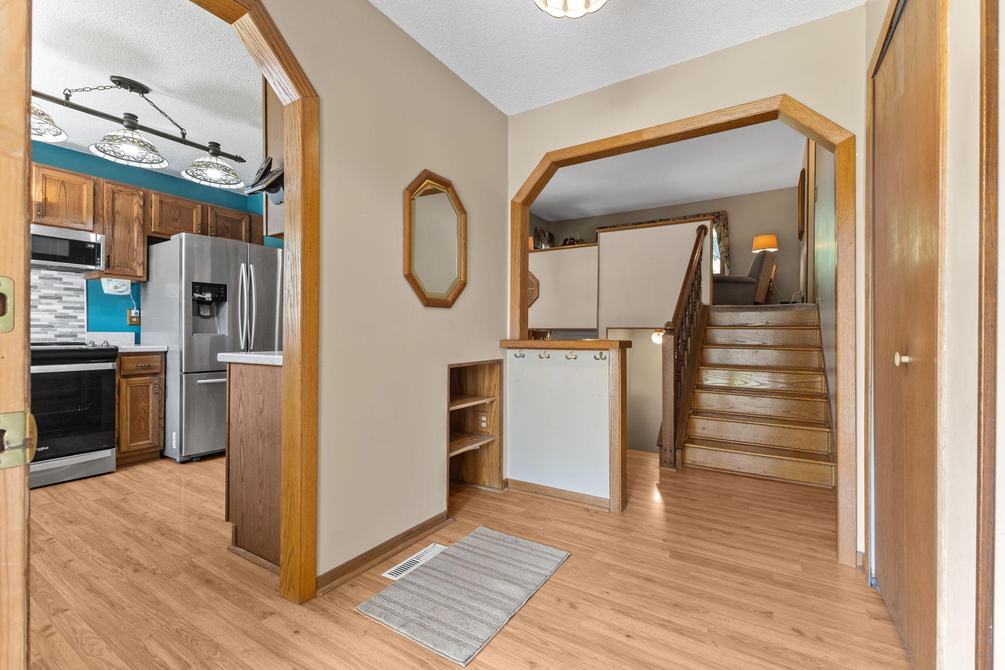 View of Residential at 2679 Guthrie Avenue, Oakdale MN 55128, Oakdale (13 of 66) - Mike Wilen | Minnesota Team Real Estate