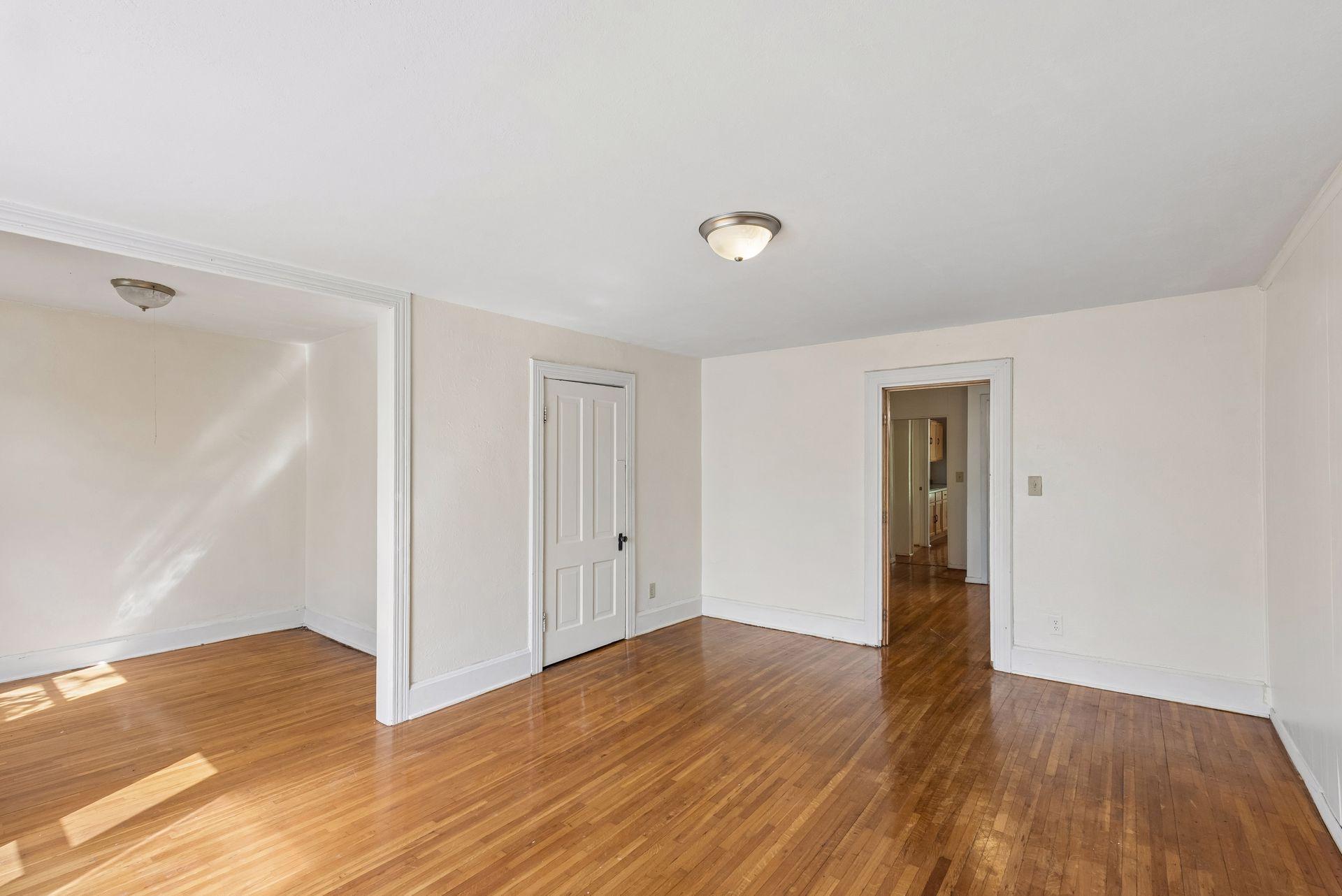 View of Residential Income at 281 Sturgis Street, North Saint Paul MN 55102, North Saint Paul (14 of 31) - Mike Wilen | Minnesota Team Real Estate