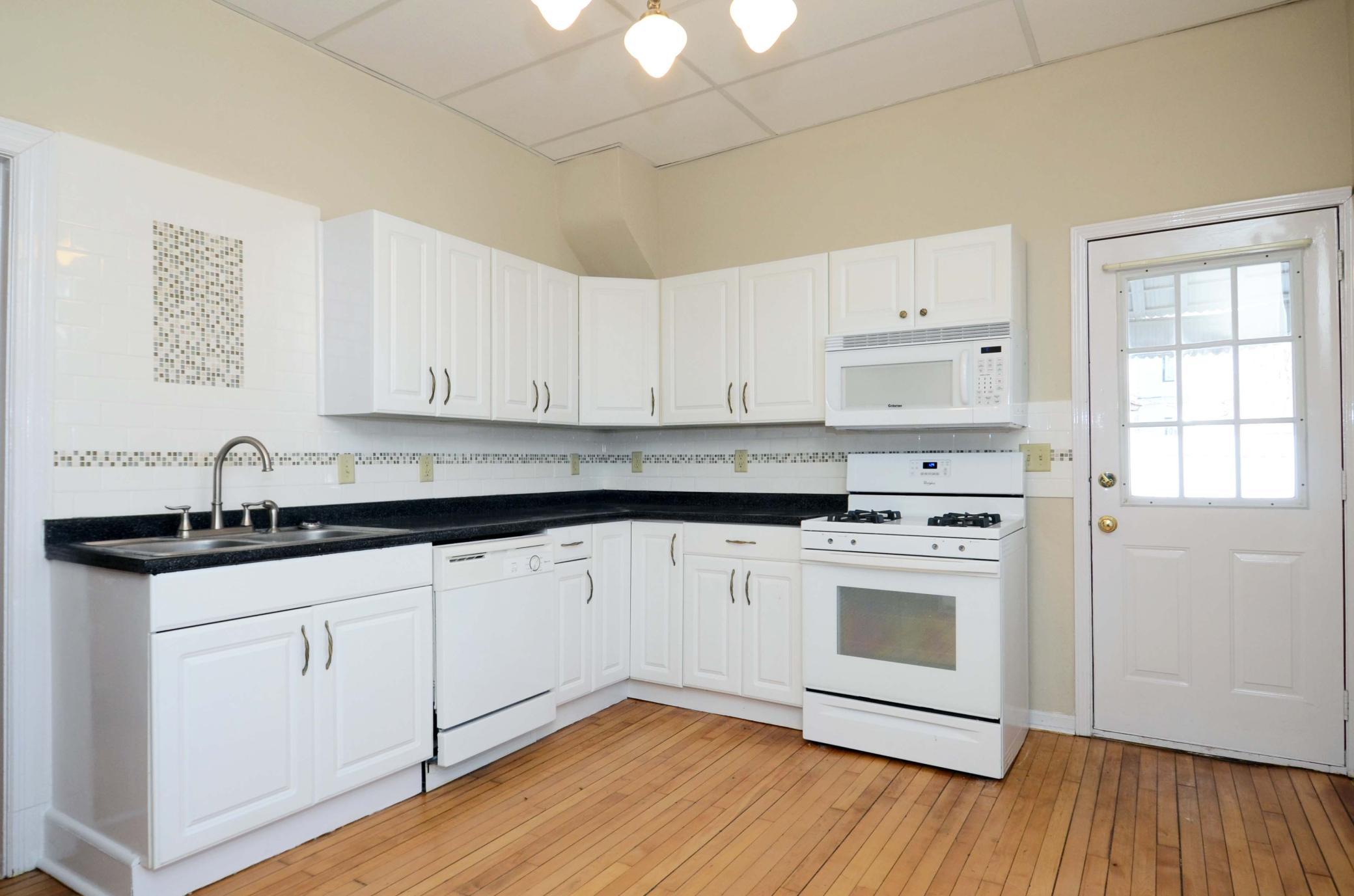View of Residential Income at 281 Sturgis Street, North Saint Paul MN 55102, North Saint Paul (23 of 31) - Mike Wilen | Minnesota Team Real Estate