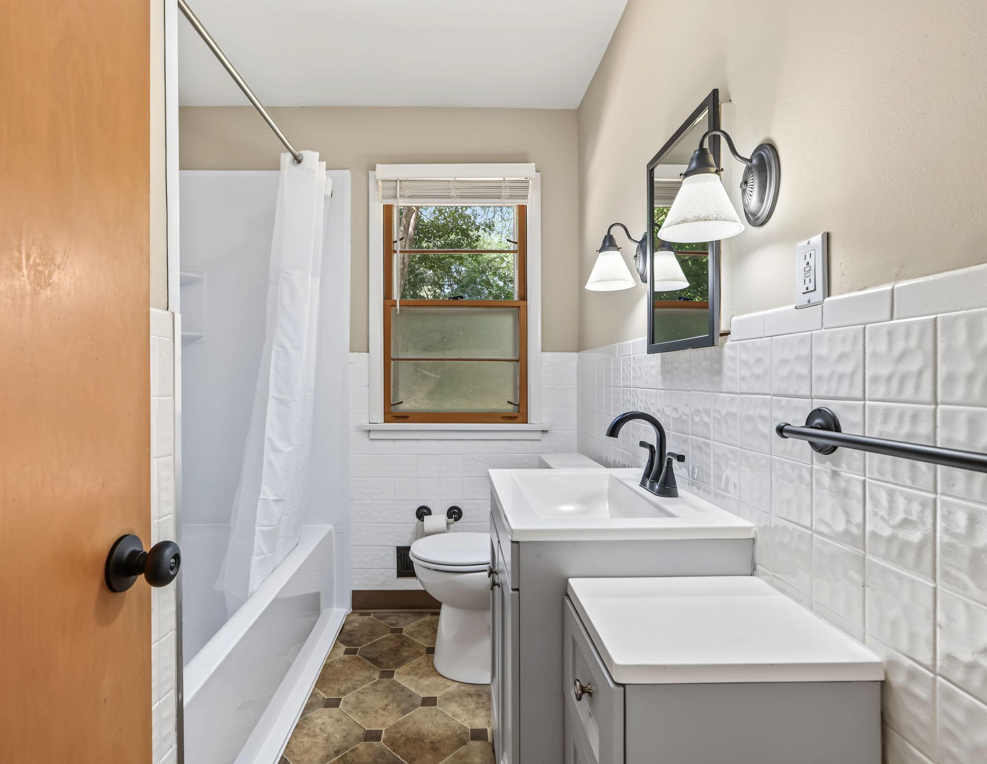 View of Residential at 2938 Washburn Circle, Richfield MN 55423, Richfield (14 of 26) - Mike Wilen | Minnesota Team Real Estate