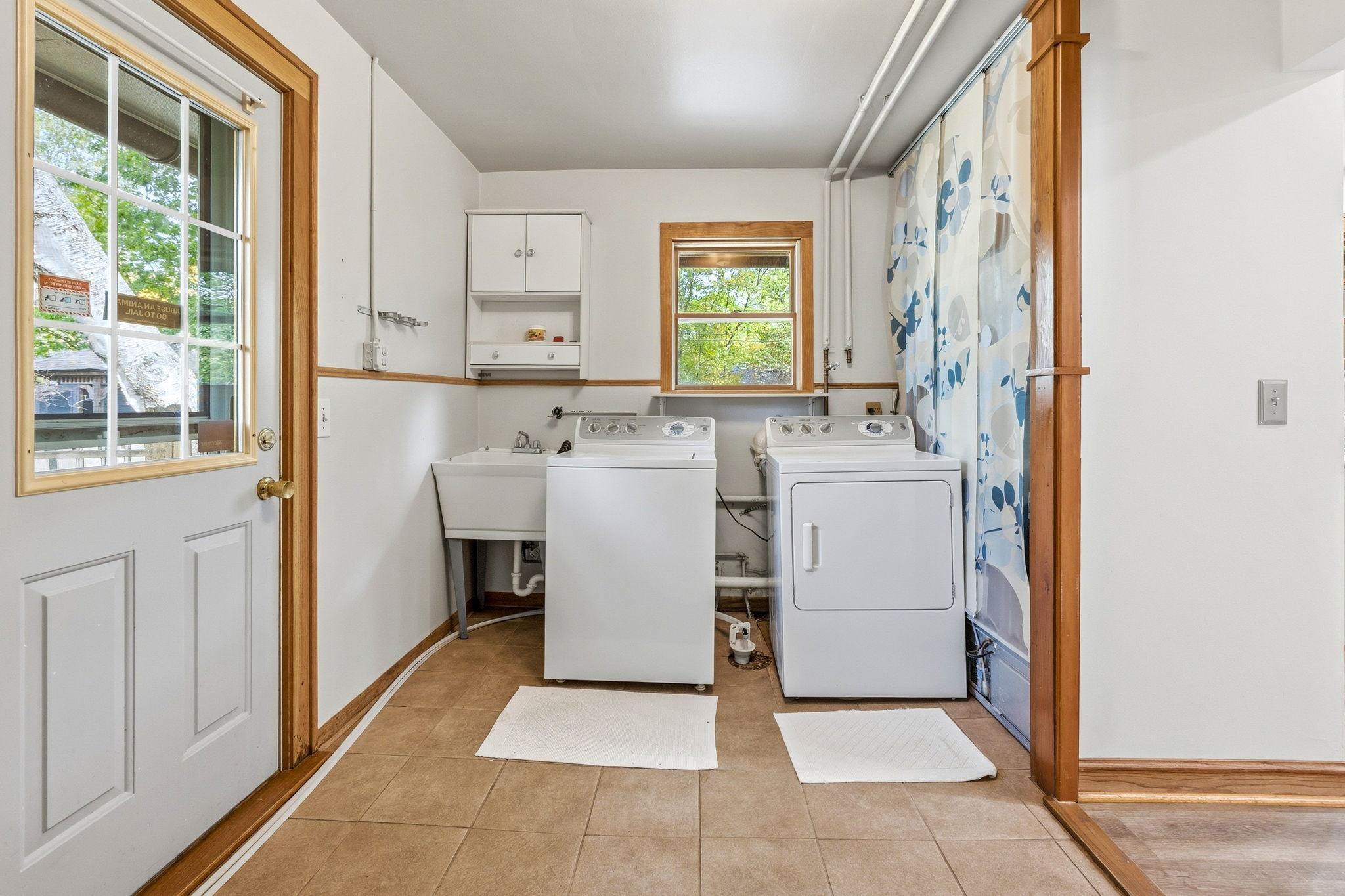 View of Residential at 3417 Druid Lane, Minnetonka MN 55345, Minnetonka (23 of 32) - Mike Wilen | Minnesota Team Real Estate