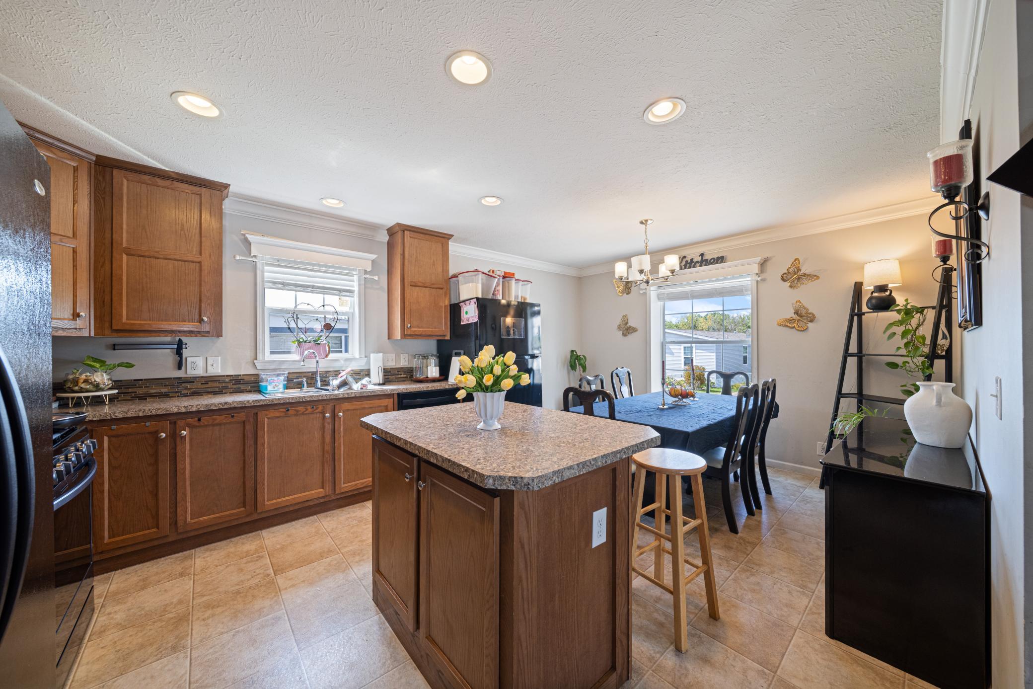 View of Residential at 1360 Rolling Hills Drive, Maplewood MN 55119, Maplewood (6 of 17) - Mike Wilen | Minnesota Team Real Estate