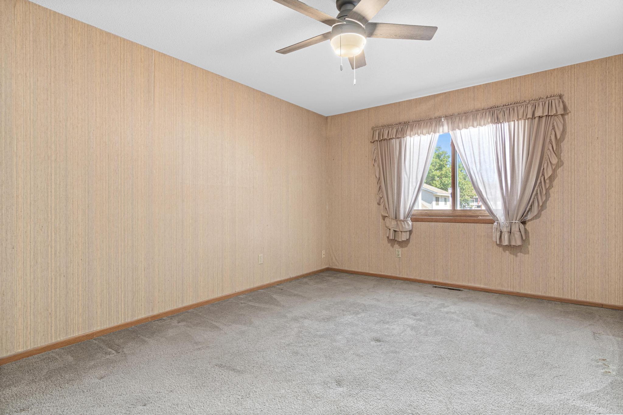 View of Residential at 5235 Unity Court, Crystal MN 55429, Crystal (16 of 29) - Mike Wilen | Minnesota Team Real Estate