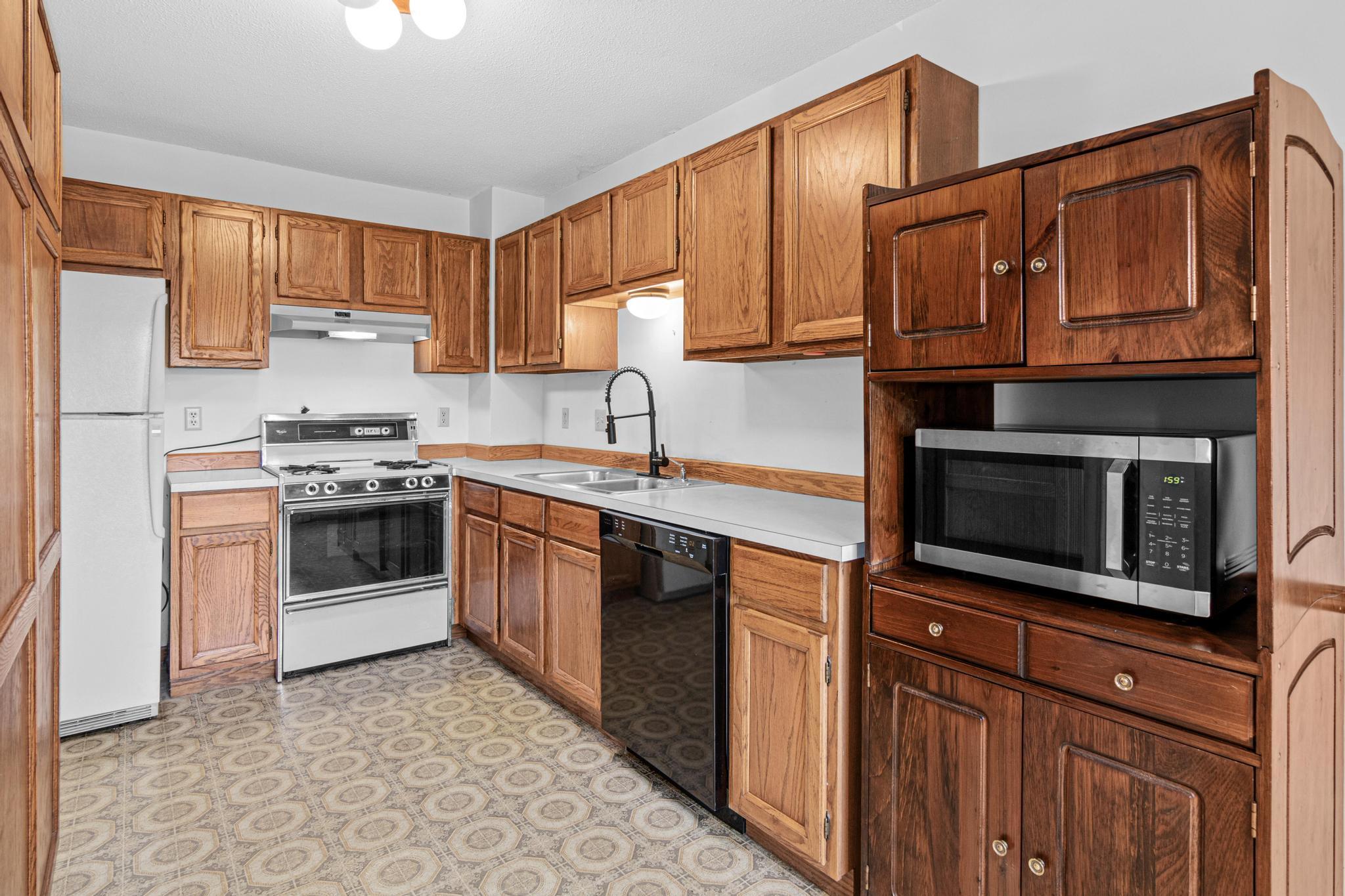 View of Residential at 5235 Unity Court, Crystal MN 55429, Crystal (11 of 29) - Mike Wilen | Minnesota Team Real Estate