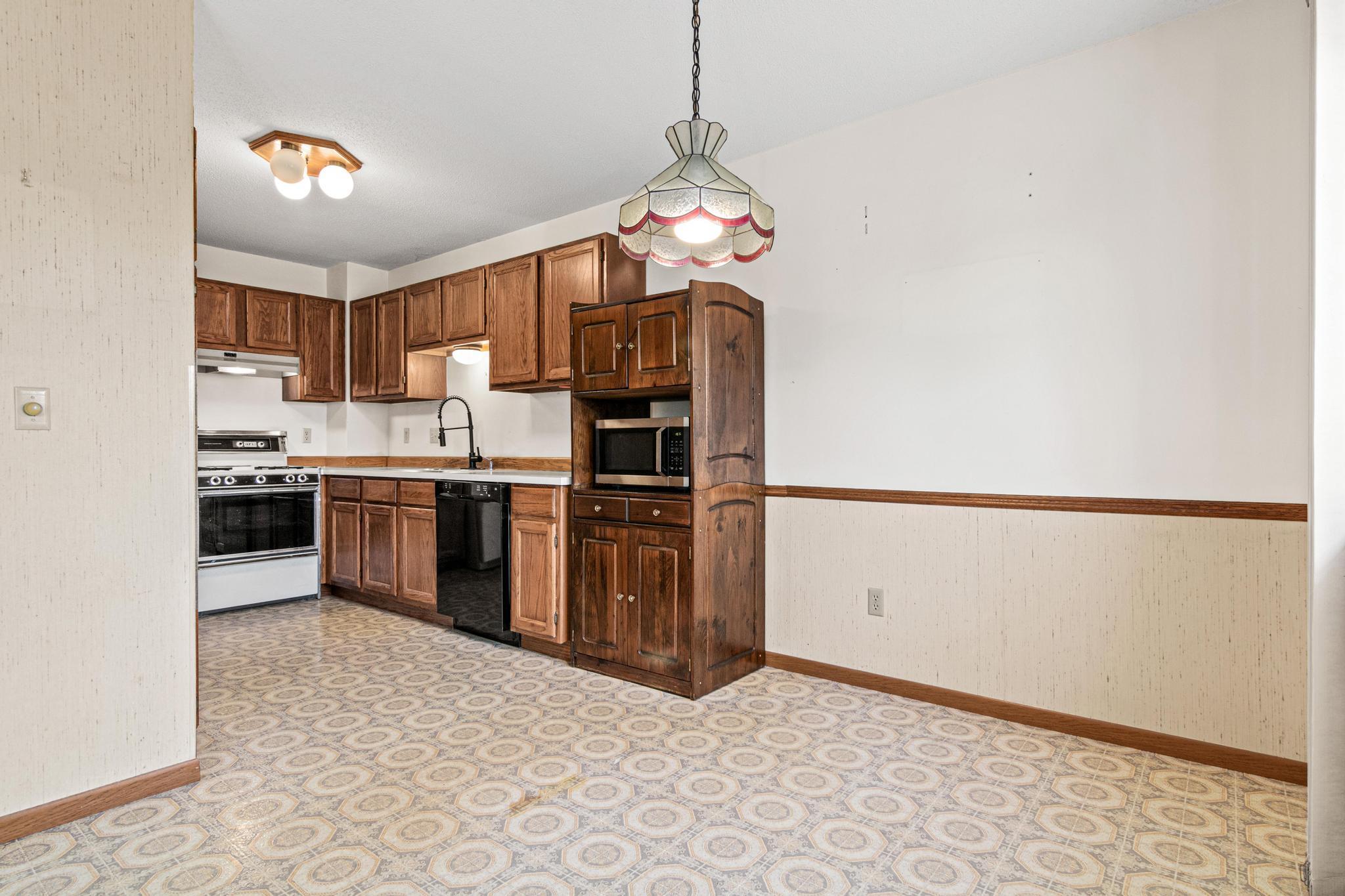 View of Residential at 5235 Unity Court, Crystal MN 55429, Crystal (9 of 29) - Mike Wilen | Minnesota Team Real Estate