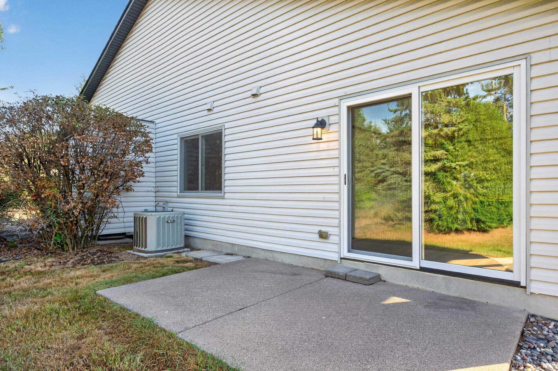 View of Residential at 3630 Gershwin Lane, Oakdale MN 55128, Oakdale (24 of 26) - Mike Wilen | Minnesota Team Real Estate