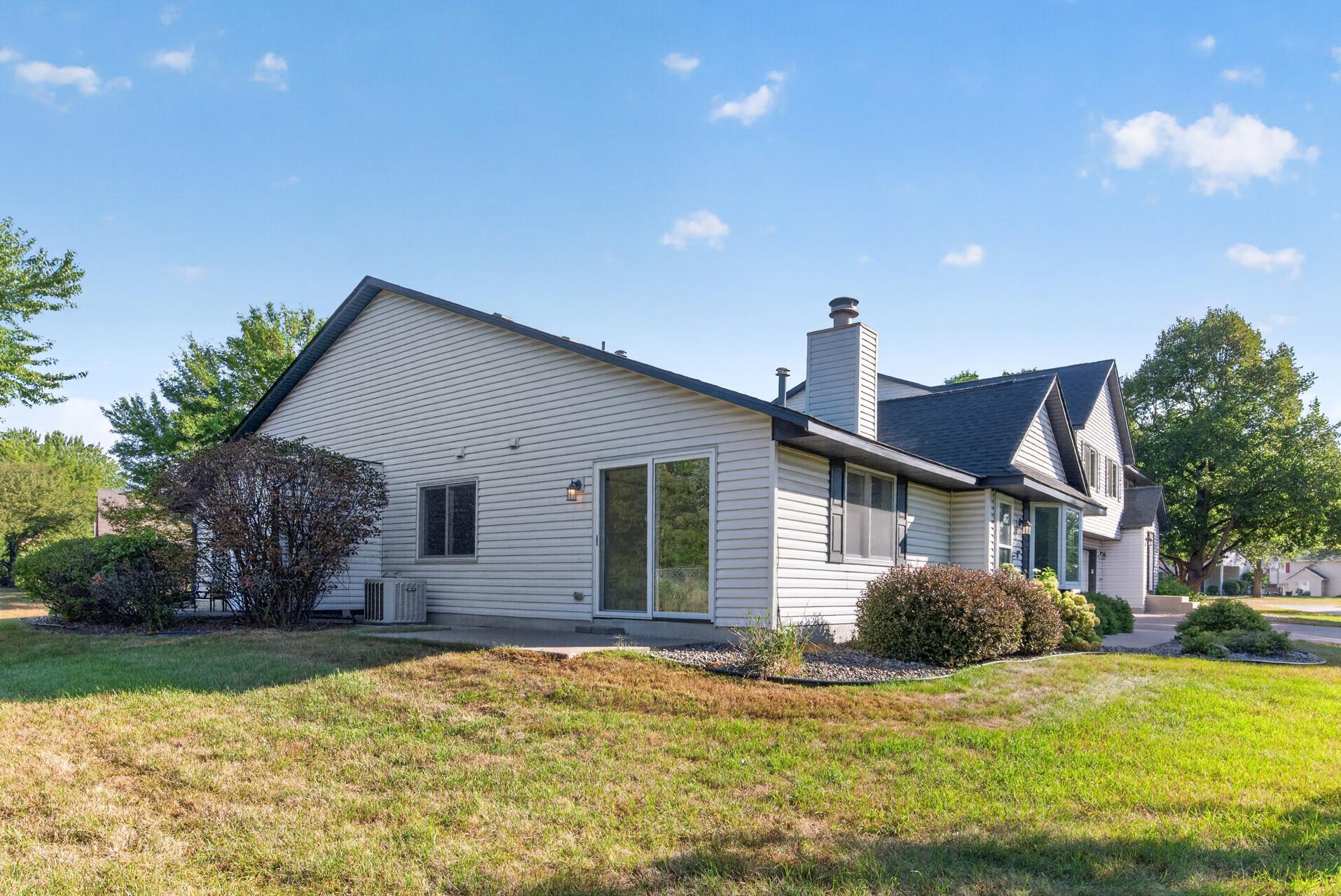 View of Residential at 3630 Gershwin Lane, Oakdale MN 55128, Oakdale (4 of 26) - Mike Wilen | Minnesota Team Real Estate