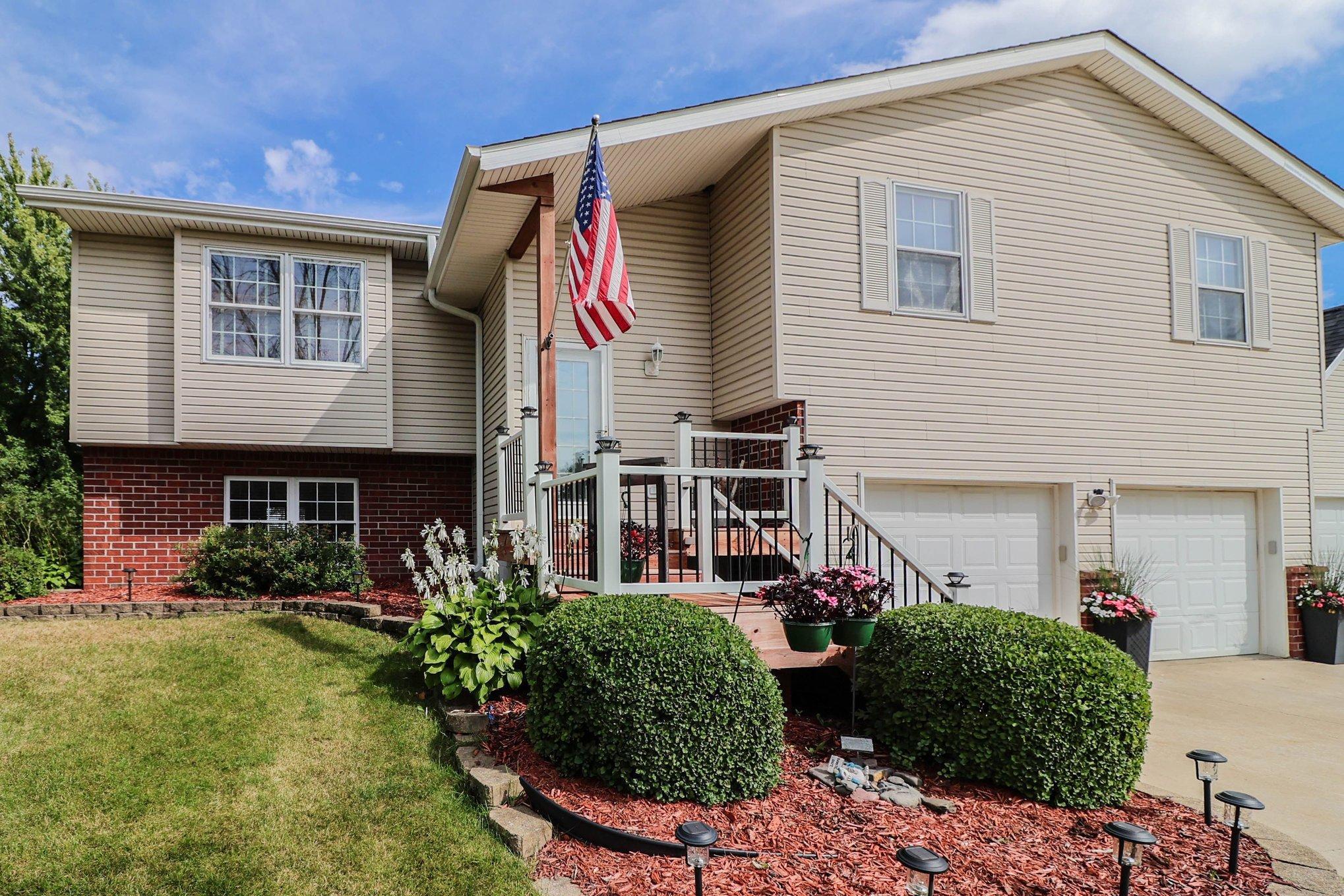 View of Residential at 781 Hillside Avenue, New Prague MN 56071, New Prague (2 of 39) - Mike Wilen | Minnesota Team Real Estate