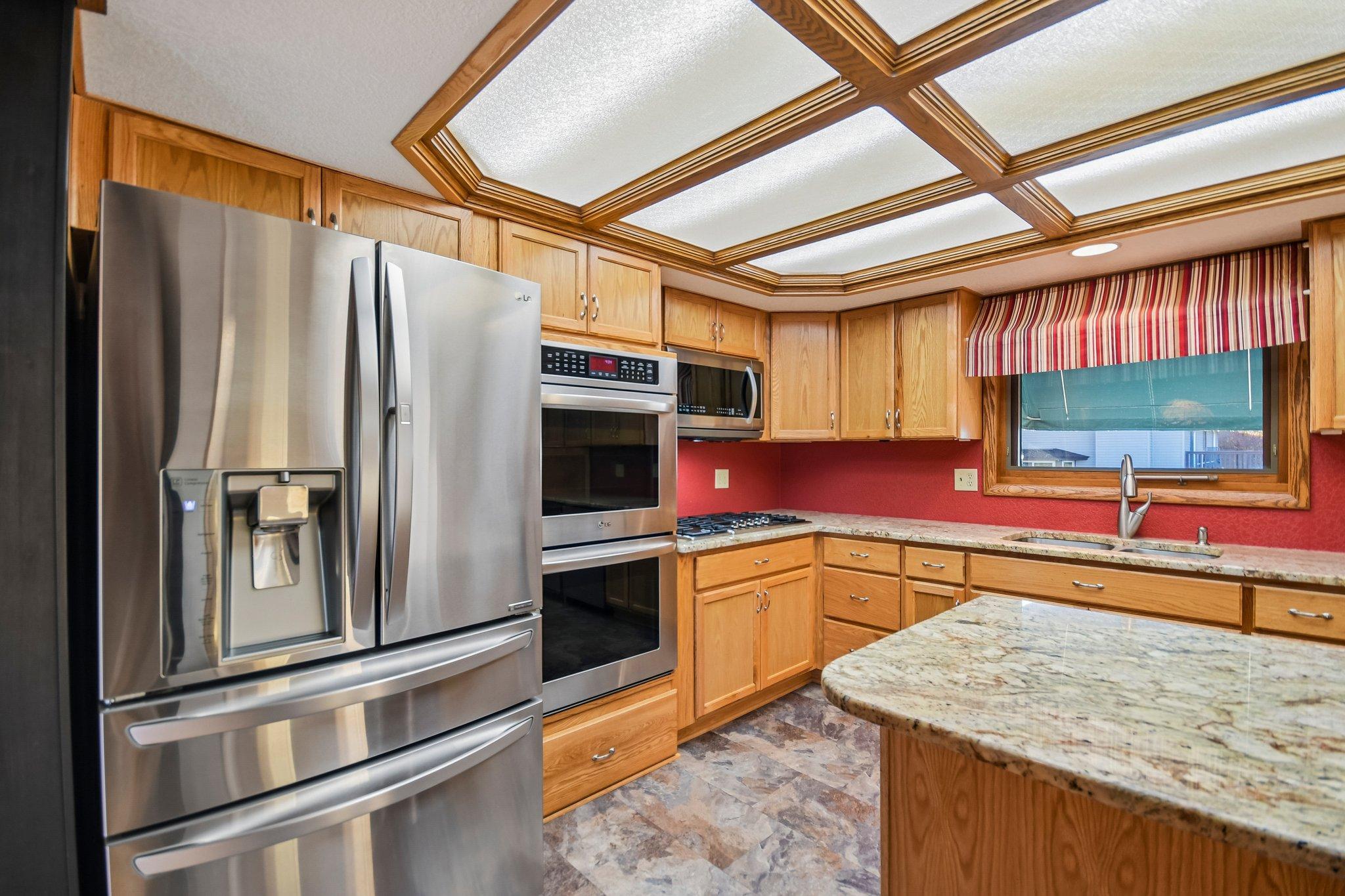 View of Residential at 9272 Rosewood Lane, Maple Grove MN 55369, Maple Grove (16 of 84) - Mike Wilen | Minnesota Team Real Estate