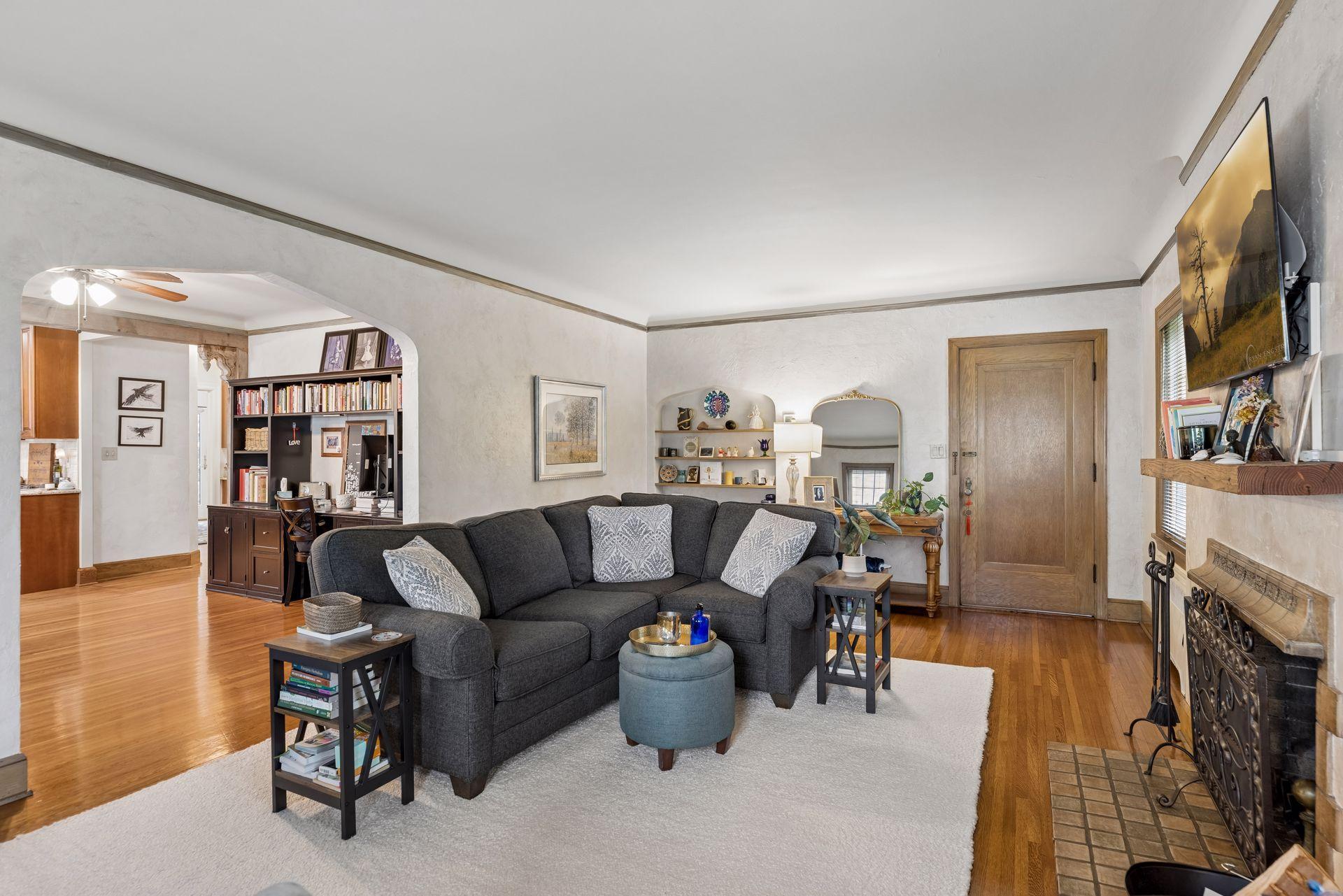 View of Residential Income at 215 Minnehaha Parkway, Minneapolis MN 55419, Minneapolis (24 of 52) - Mike Wilen | Minnesota Team Real Estate