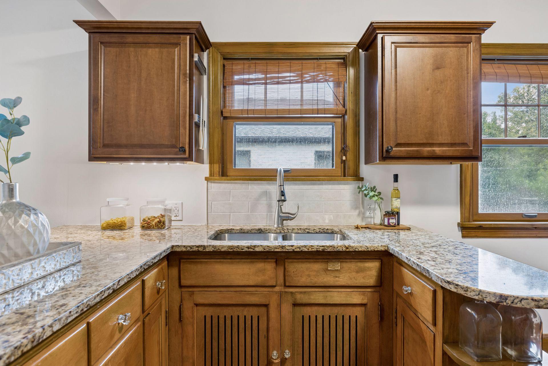View of Residential Income at 215 Minnehaha Parkway, Minneapolis MN 55419, Minneapolis (16 of 52) - Mike Wilen | Minnesota Team Real Estate