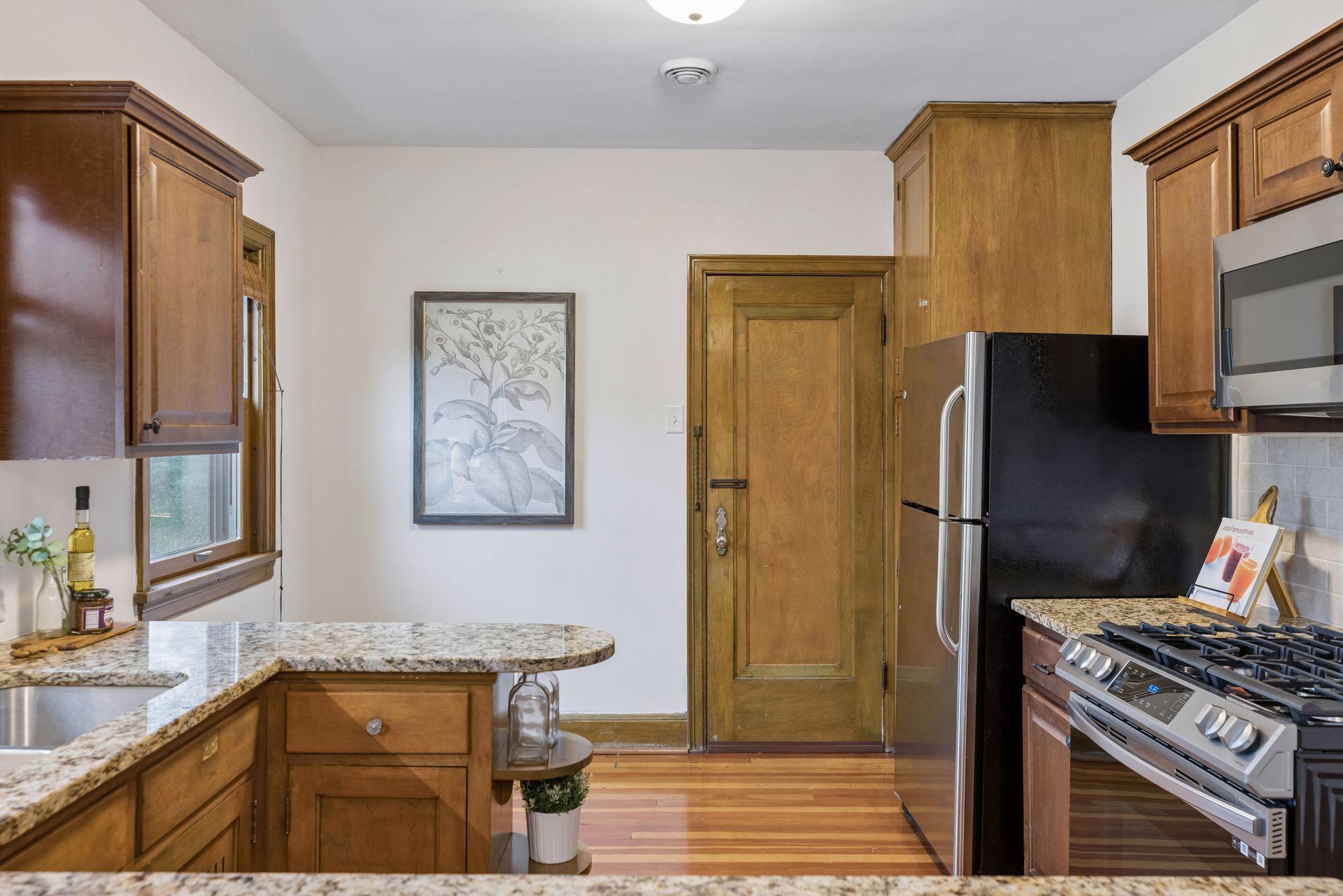 View of Residential Income at 215 Minnehaha Parkway, Minneapolis MN 55419, Minneapolis (15 of 52) - Mike Wilen | Minnesota Team Real Estate