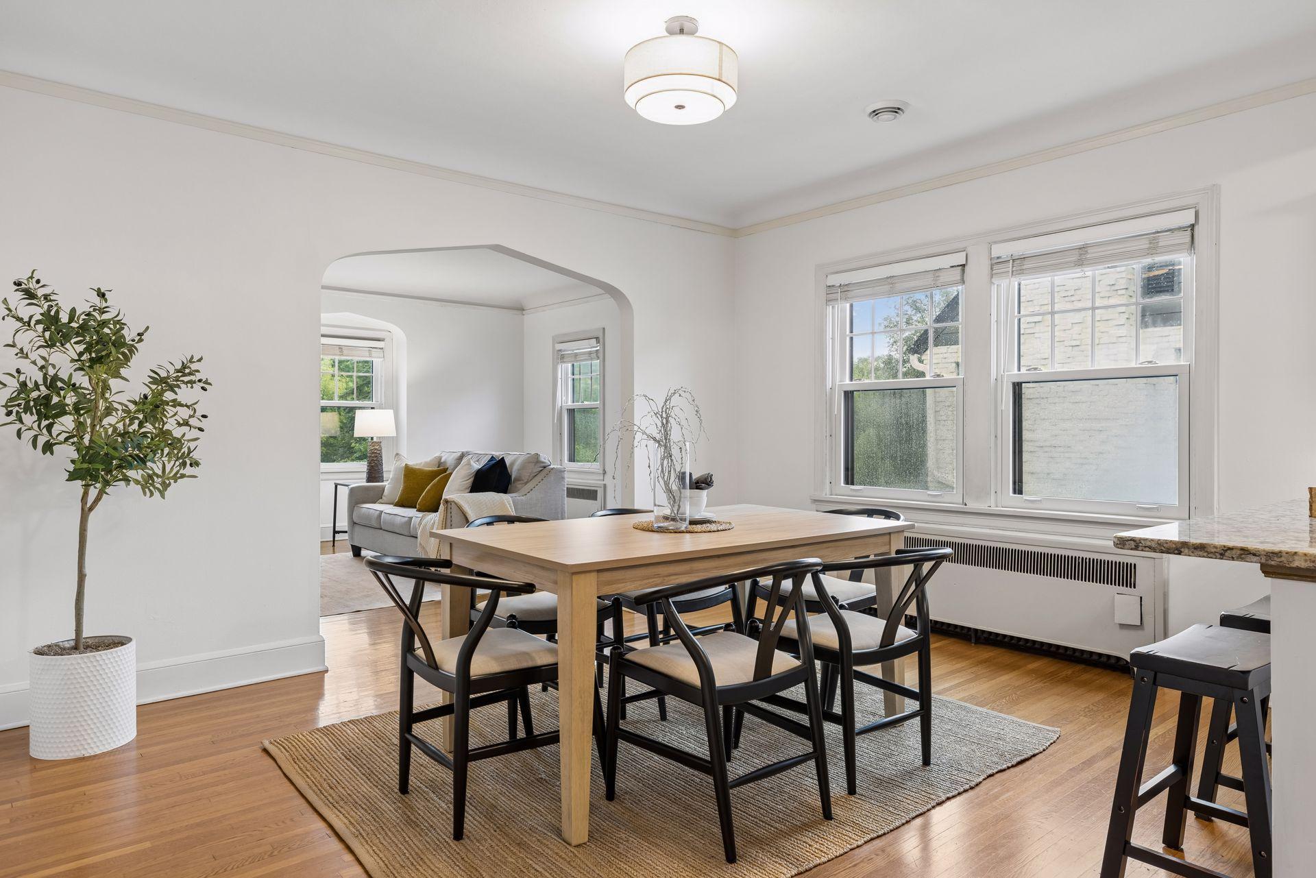 View of Residential Income at 215 Minnehaha Parkway, Minneapolis MN 55419, Minneapolis (12 of 52) - Mike Wilen | Minnesota Team Real Estate