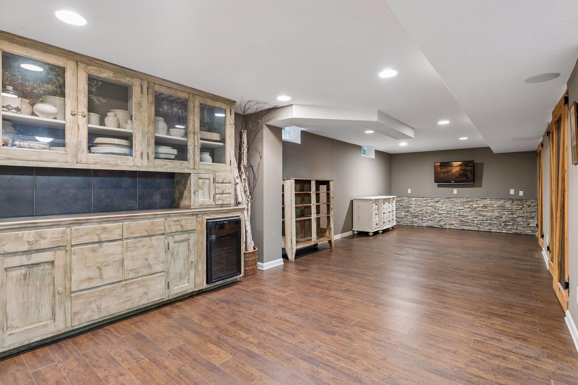 View of Residential Income at 215 Minnehaha Parkway, Minneapolis MN 55419, Minneapolis (36 of 52) - Mike Wilen | Minnesota Team Real Estate