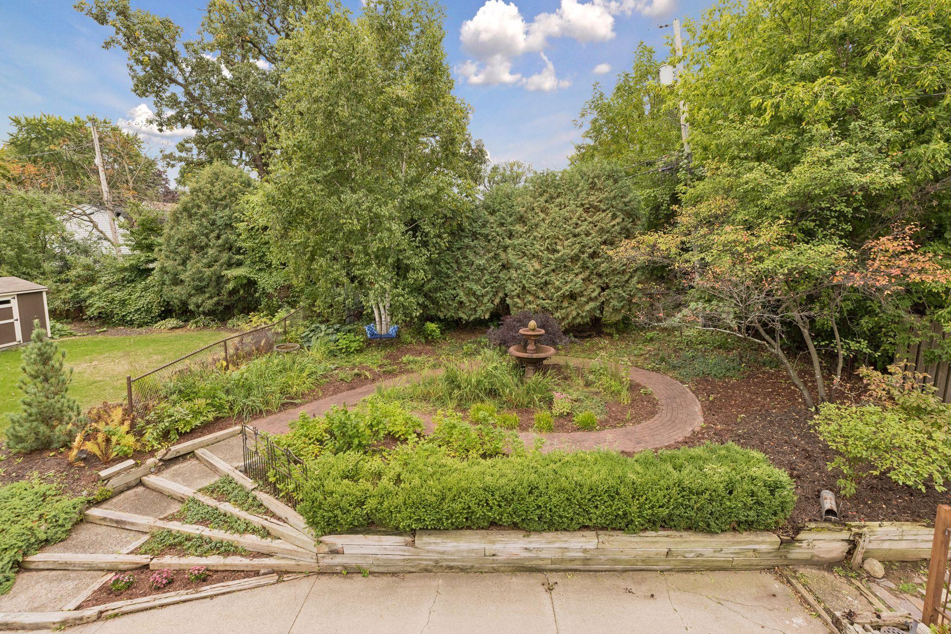 View of Residential Income at 215 Minnehaha Parkway, Minneapolis MN 55419, Minneapolis (41 of 52) - Mike Wilen | Minnesota Team Real Estate