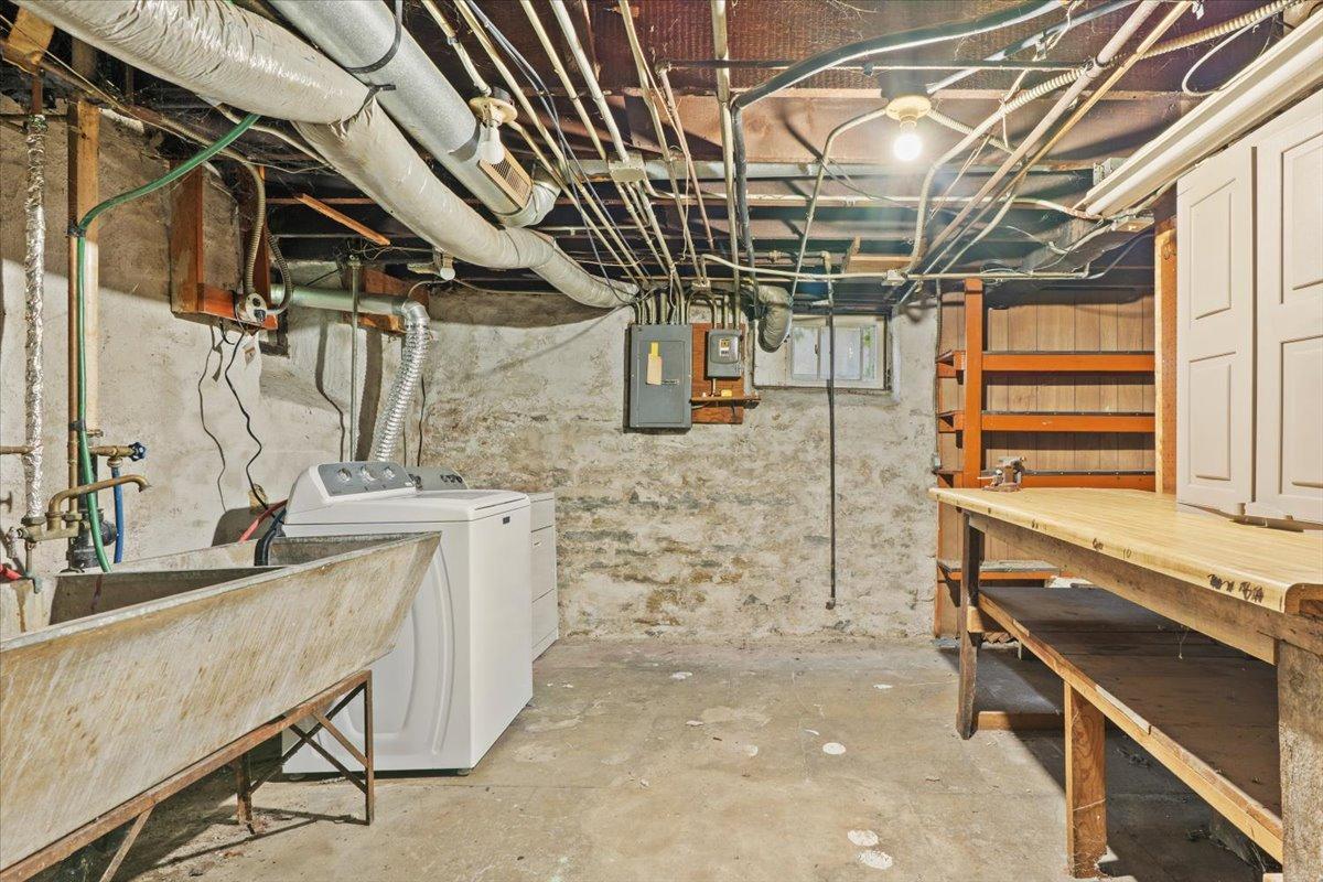 View of Residential Income at 375 Erie Street, Saint Paul MN 55102, Saint Paul (34 of 40) - Mike Wilen | Minnesota Team Real Estate