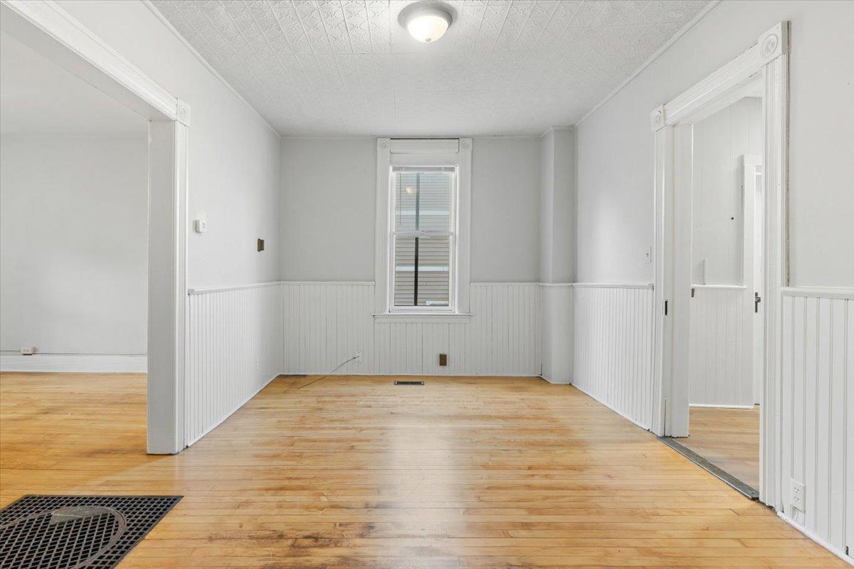 View of Residential Income at 375 Erie Street, Saint Paul MN 55102, Saint Paul (6 of 40) - Mike Wilen | Minnesota Team Real Estate