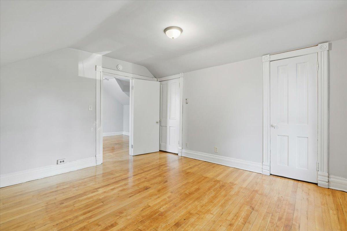 View of Residential Income at 375 Erie Street, Saint Paul MN 55102, Saint Paul (16 of 40) - Mike Wilen | Minnesota Team Real Estate
