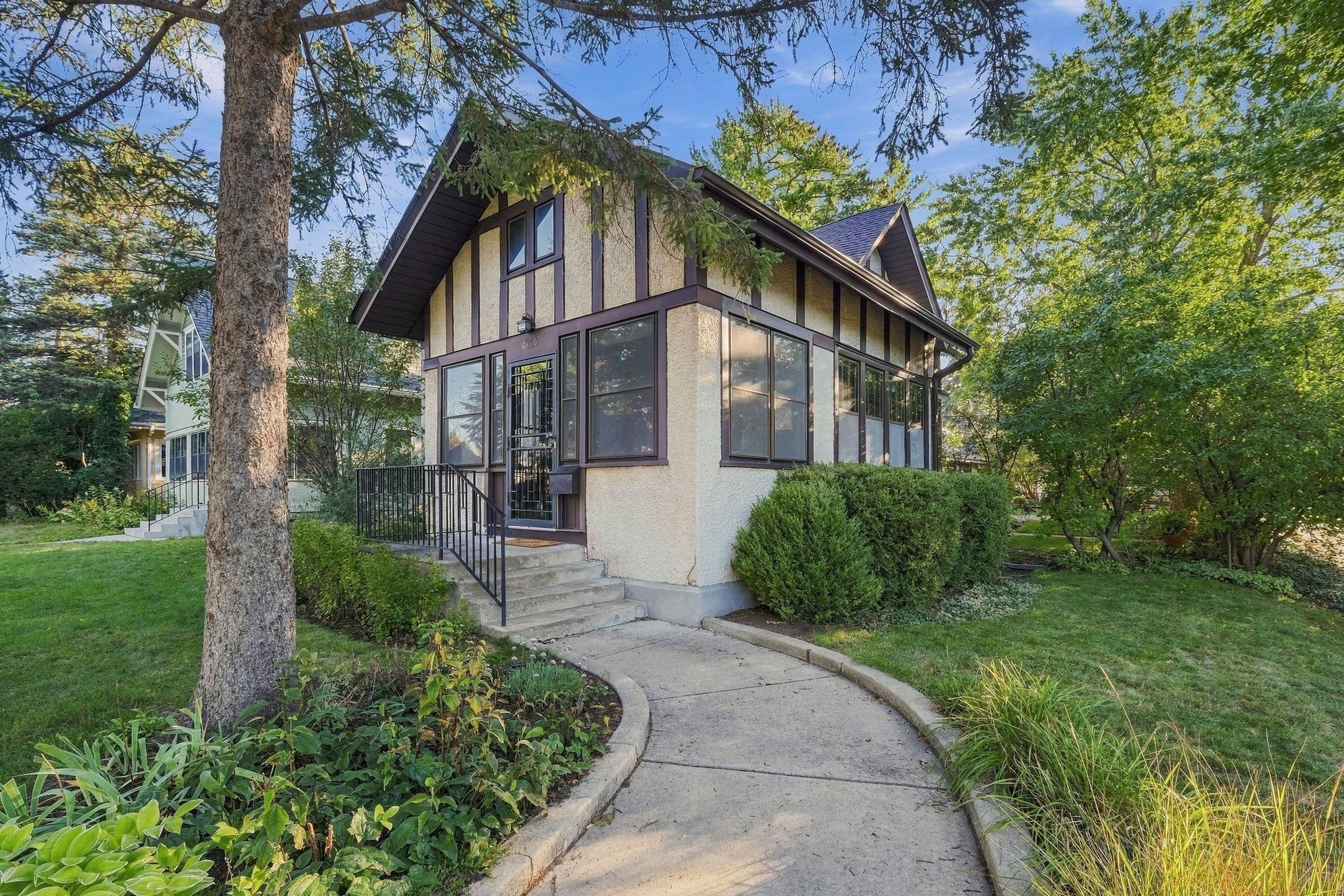 View of Residential at 4355 Garfield Avenue, Minneapolis MN 55409, Minneapolis (3 of 33) - Mike Wilen | Minnesota Team Real Estate