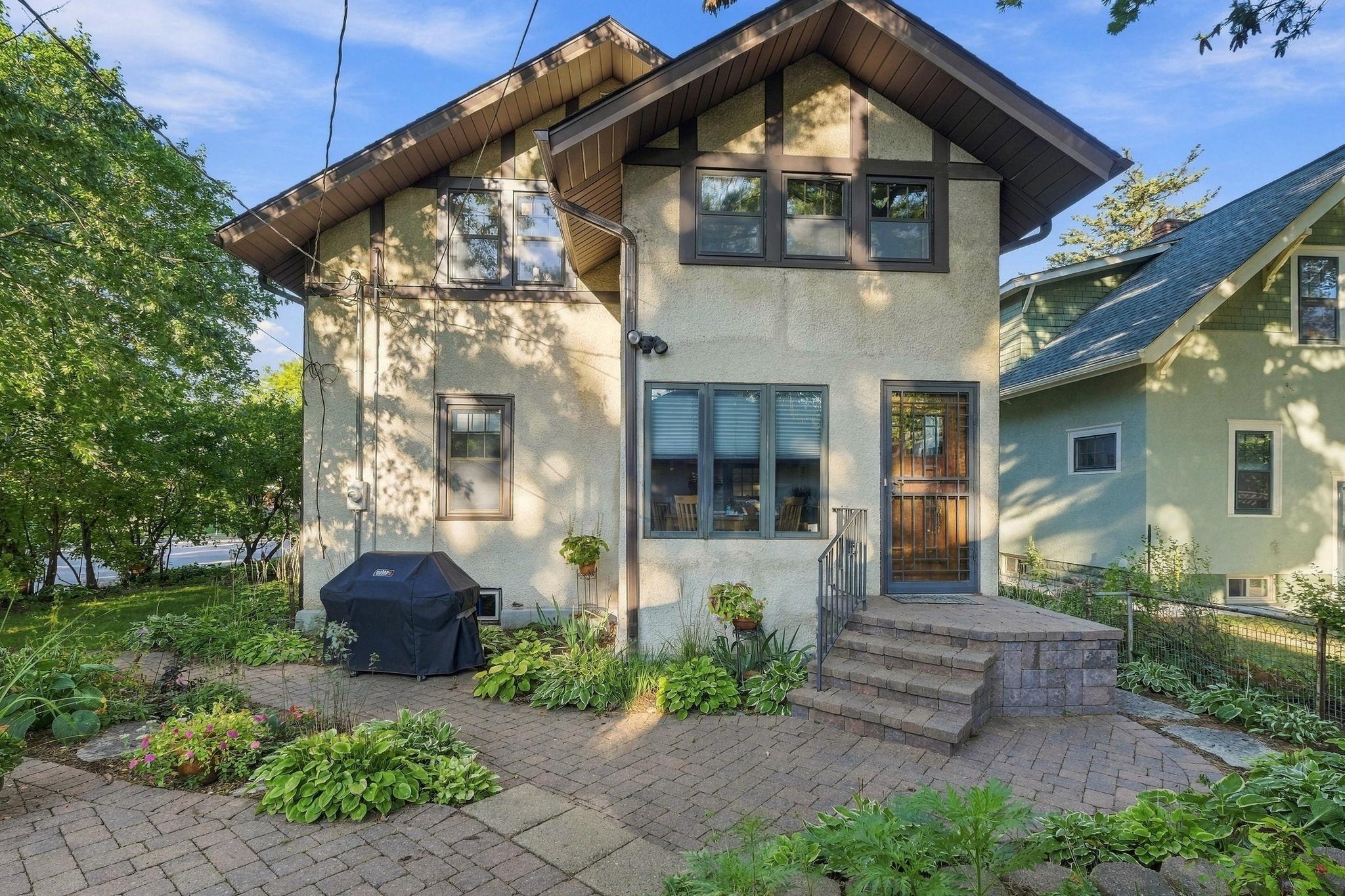 View of Residential at 4355 Garfield Avenue, Minneapolis MN 55409, Minneapolis (26 of 33) - Mike Wilen | Minnesota Team Real Estate