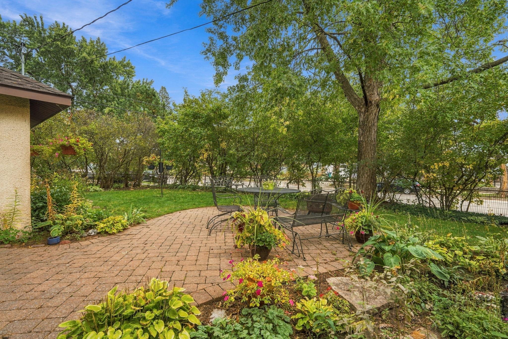 View of Residential at 4355 Garfield Avenue, Minneapolis MN 55409, Minneapolis (28 of 33) - Mike Wilen | Minnesota Team Real Estate