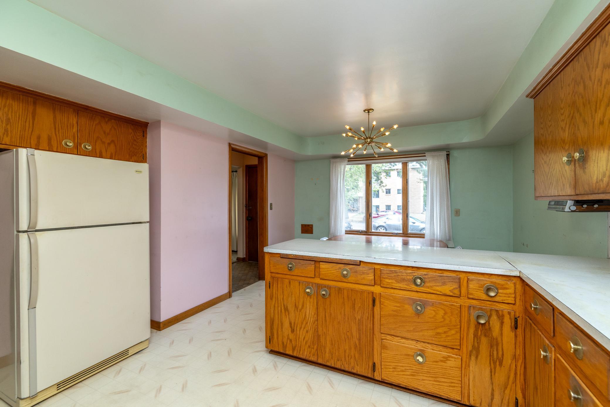 View of Residential at 1015 Lafond Avenue, Saint Paul MN 55104, Saint Paul (11 of 36) - Mike Wilen | Minnesota Team Real Estate