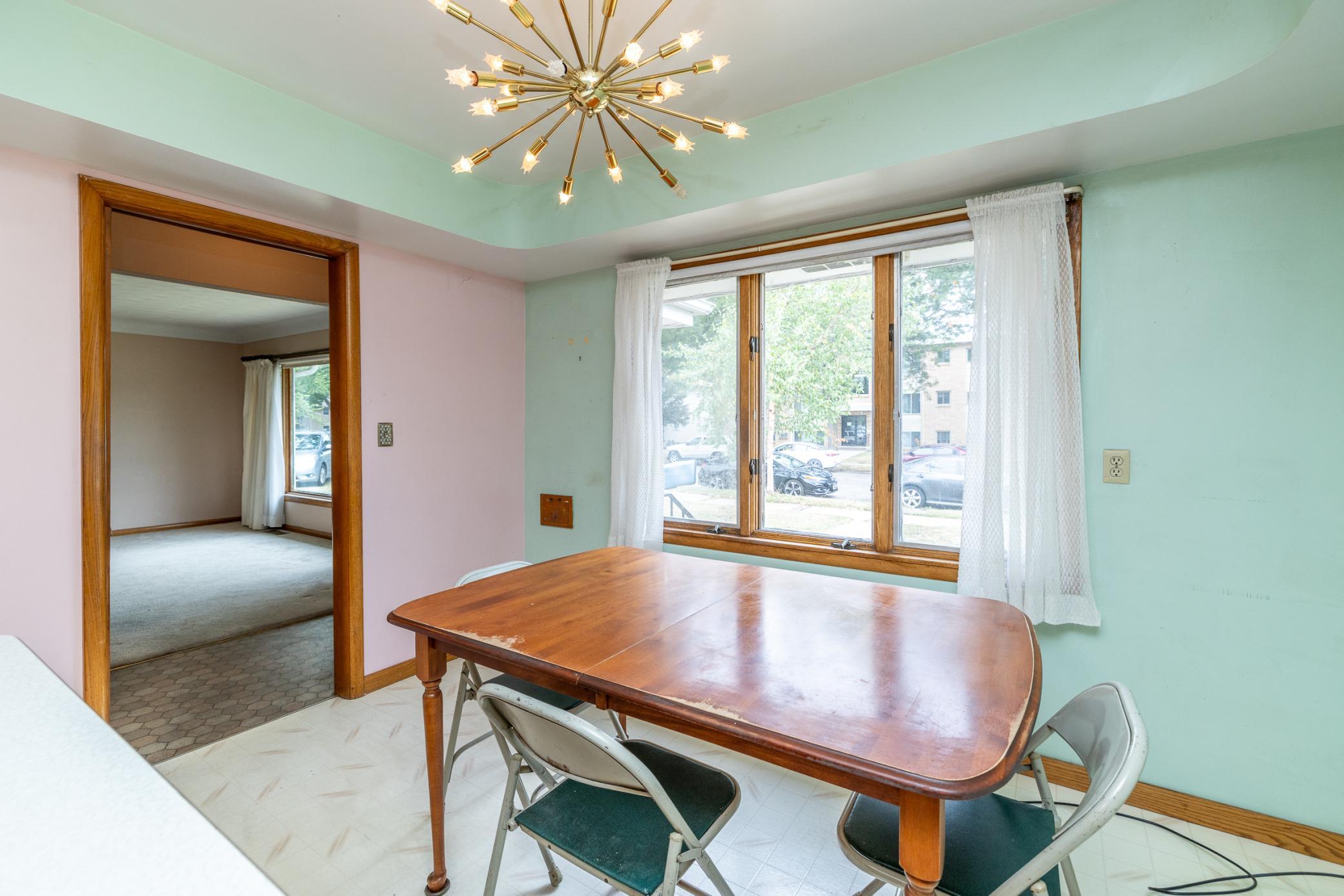 View of Residential at 1015 Lafond Avenue, Saint Paul MN 55104, Saint Paul (9 of 36) - Mike Wilen | Minnesota Team Real Estate