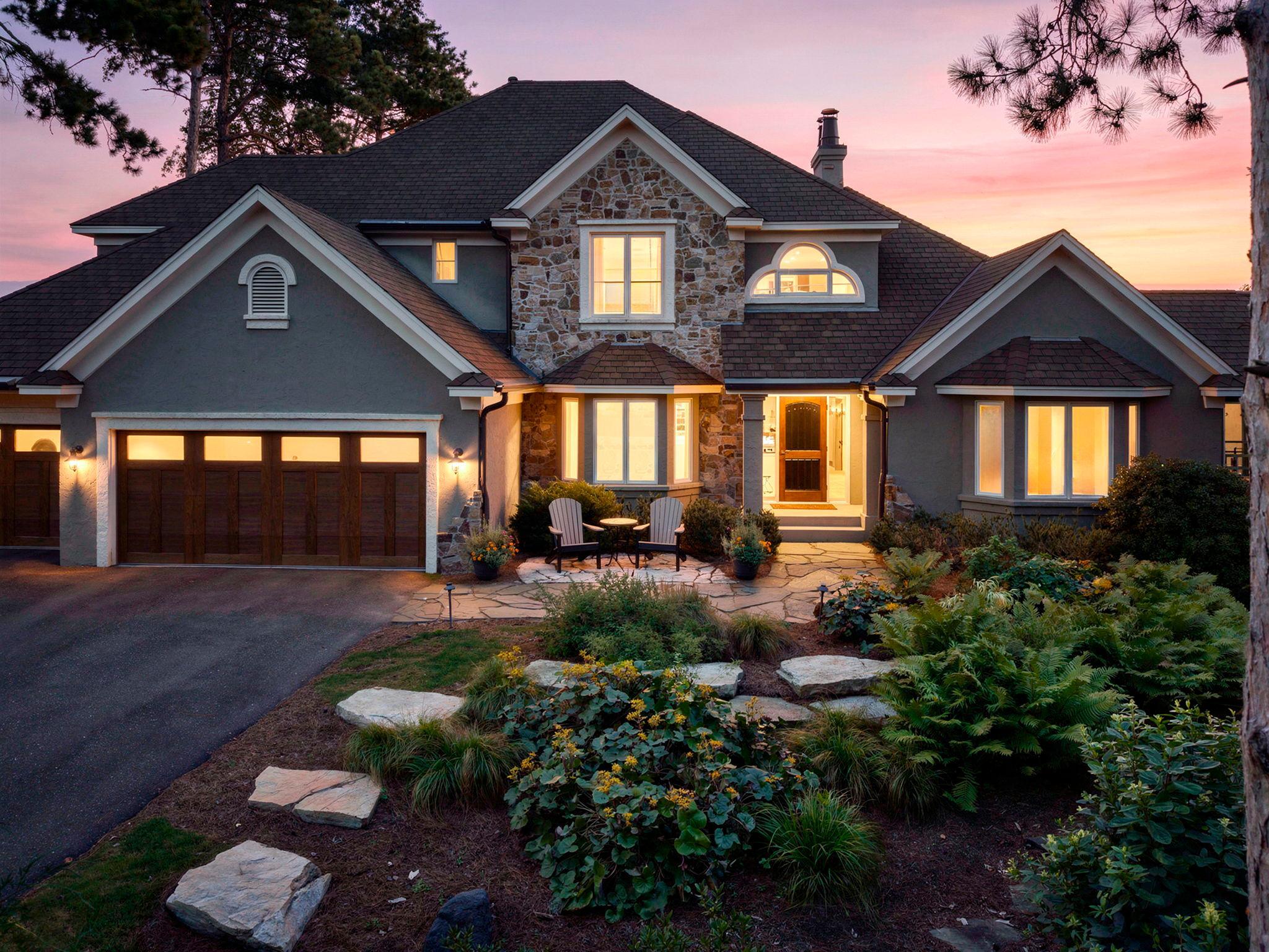 View of Single Family at 945 Quentin Avenue, Lakeland - Mike Wilen | Minnesota Team Real Estate