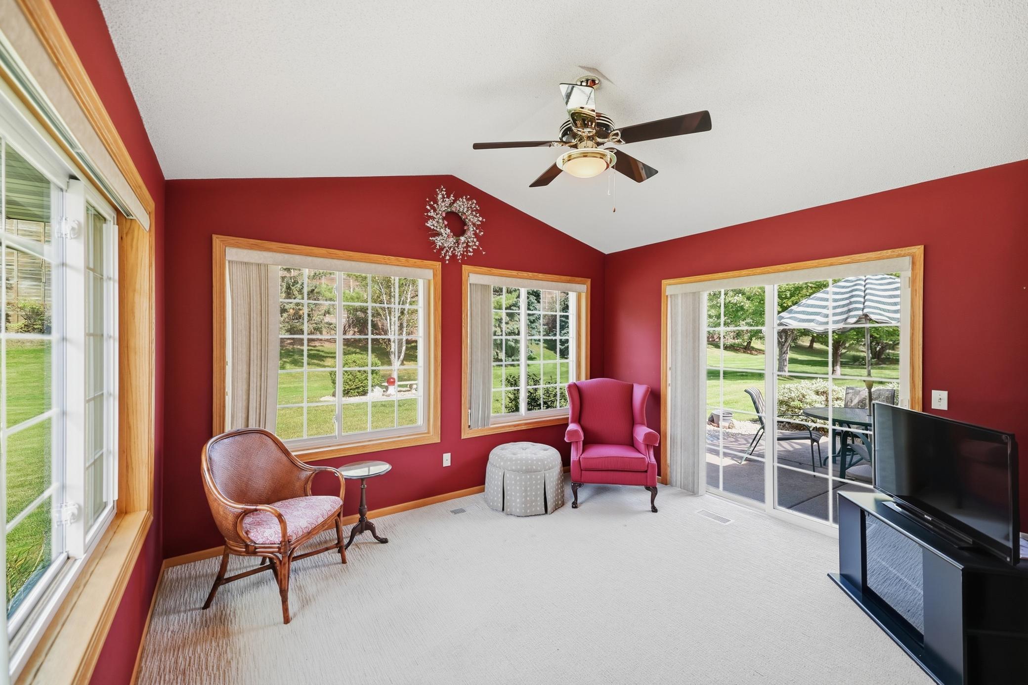 View of Residential at 3824 93rd Avenue, Brooklyn Park MN 55443, Brooklyn Park (10 of 26) - Mike Wilen | Minnesota Team Real Estate