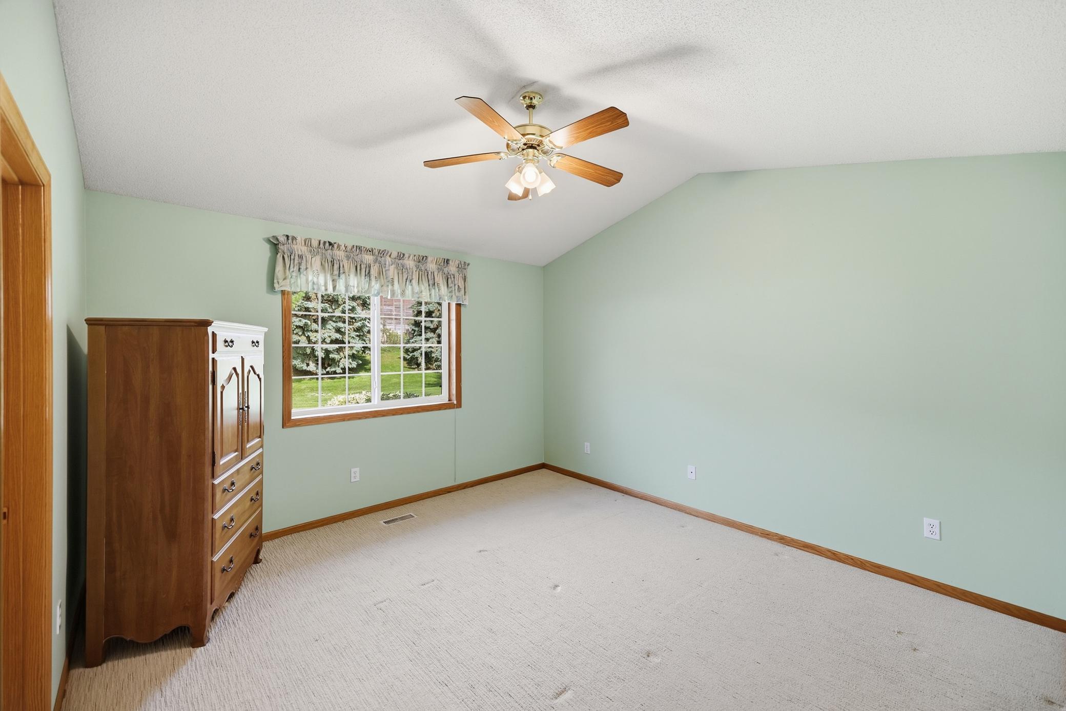 View of Residential at 3824 93rd Avenue, Brooklyn Park MN 55443, Brooklyn Park (15 of 26) - Mike Wilen | Minnesota Team Real Estate