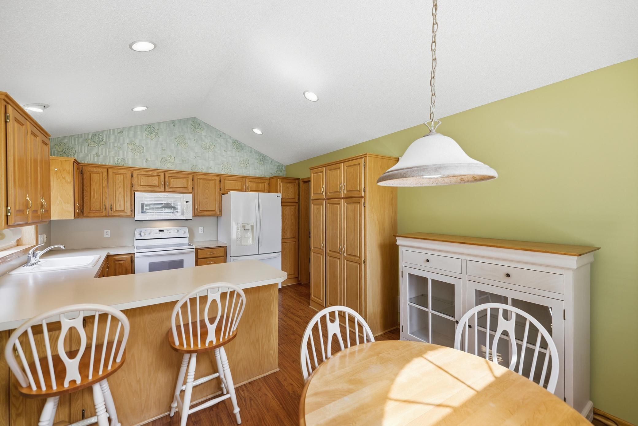 View of Residential at 3824 93rd Avenue, Brooklyn Park MN 55443, Brooklyn Park (5 of 26) - Mike Wilen | Minnesota Team Real Estate