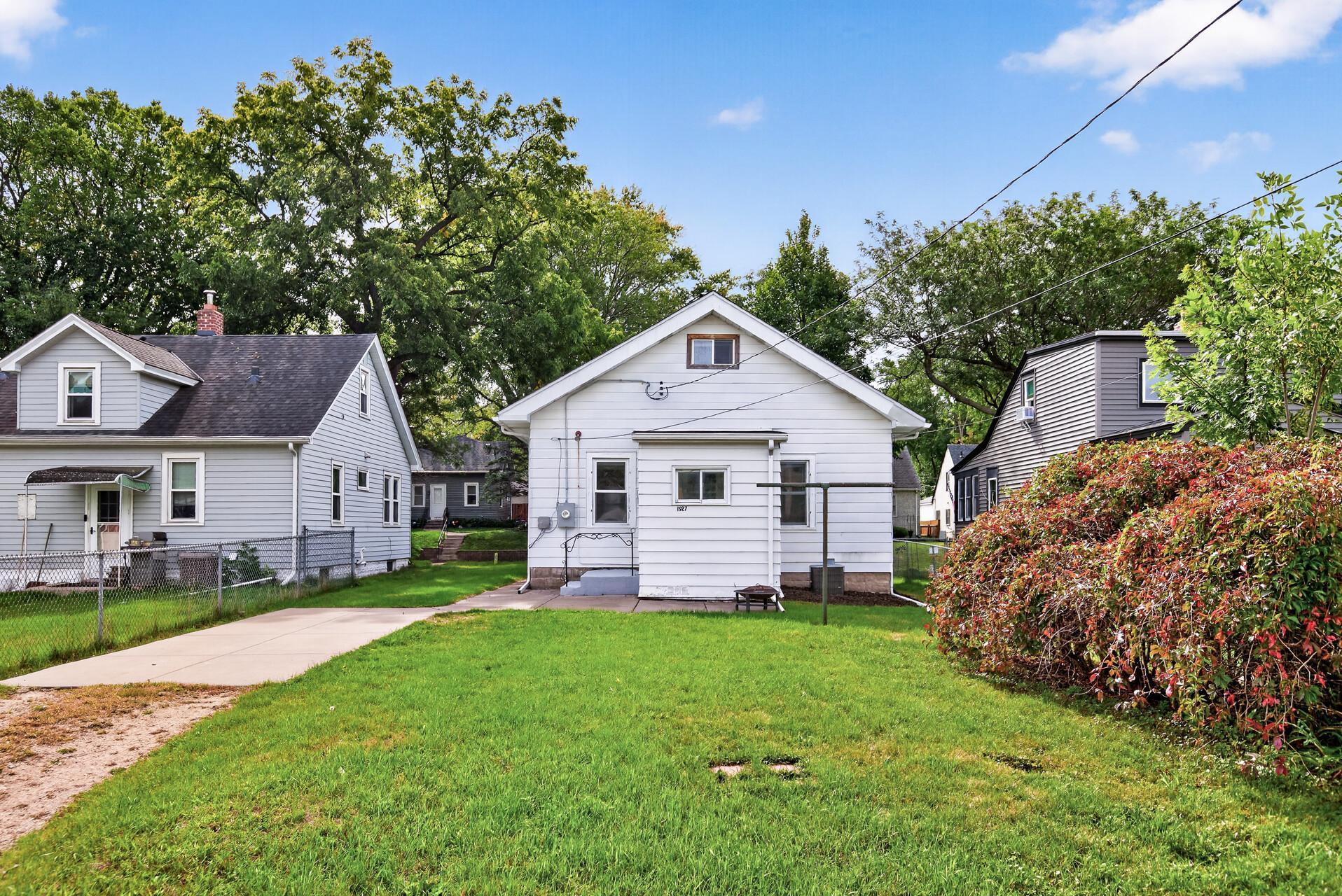View of Residential at 1927 Sherwood Avenue, Saint Paul MN 55119, Saint Paul (29 of 34) - Mike Wilen | Minnesota Team Real Estate