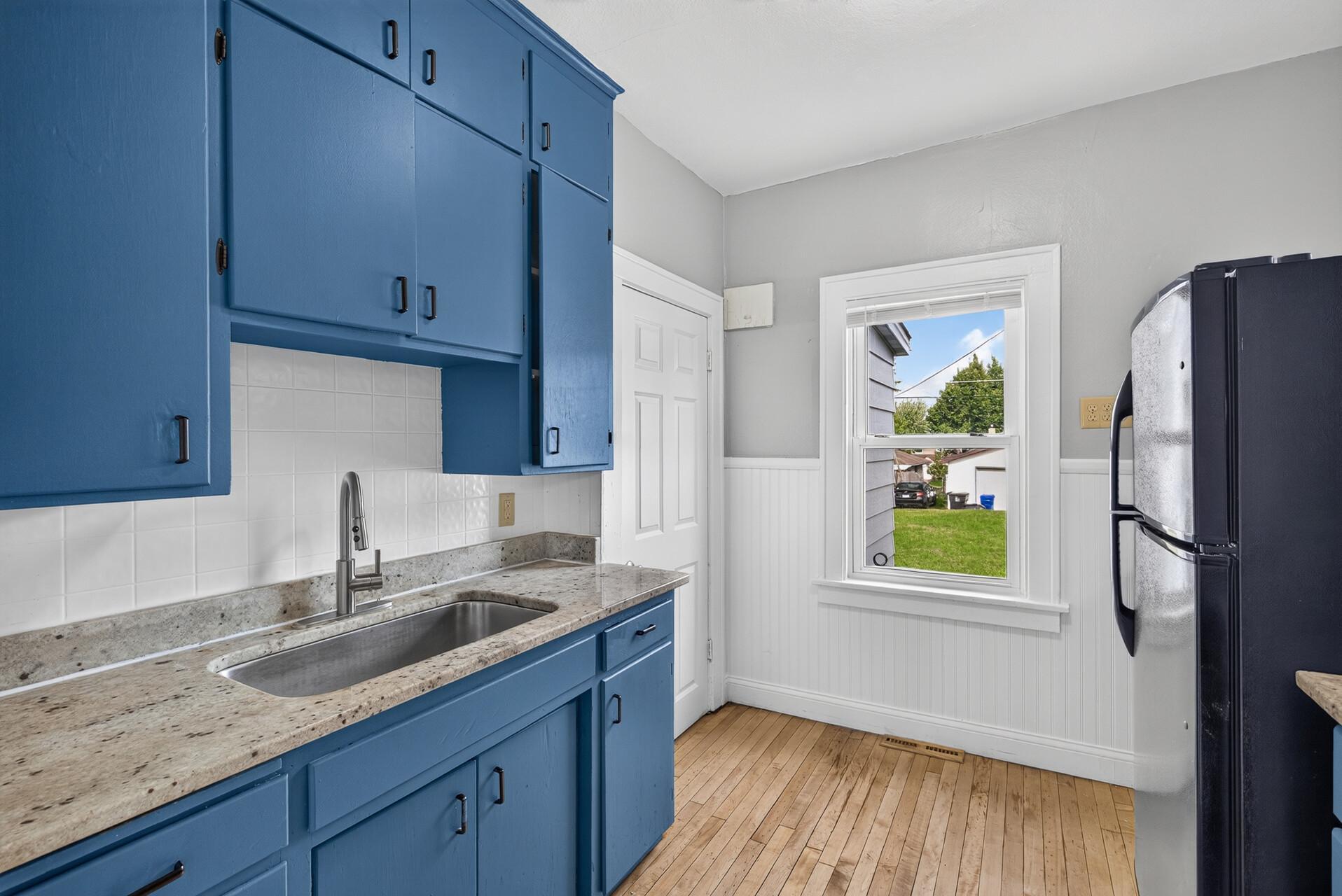 View of Residential at 1927 Sherwood Avenue, Saint Paul MN 55119, Saint Paul (11 of 34) - Mike Wilen | Minnesota Team Real Estate
