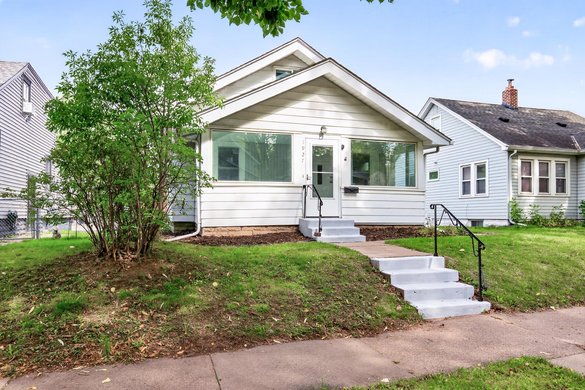 View of Residential at 1927 Sherwood Avenue, Saint Paul MN 55119, Saint Paul (2 of 34) - Mike Wilen | Minnesota Team Real Estate