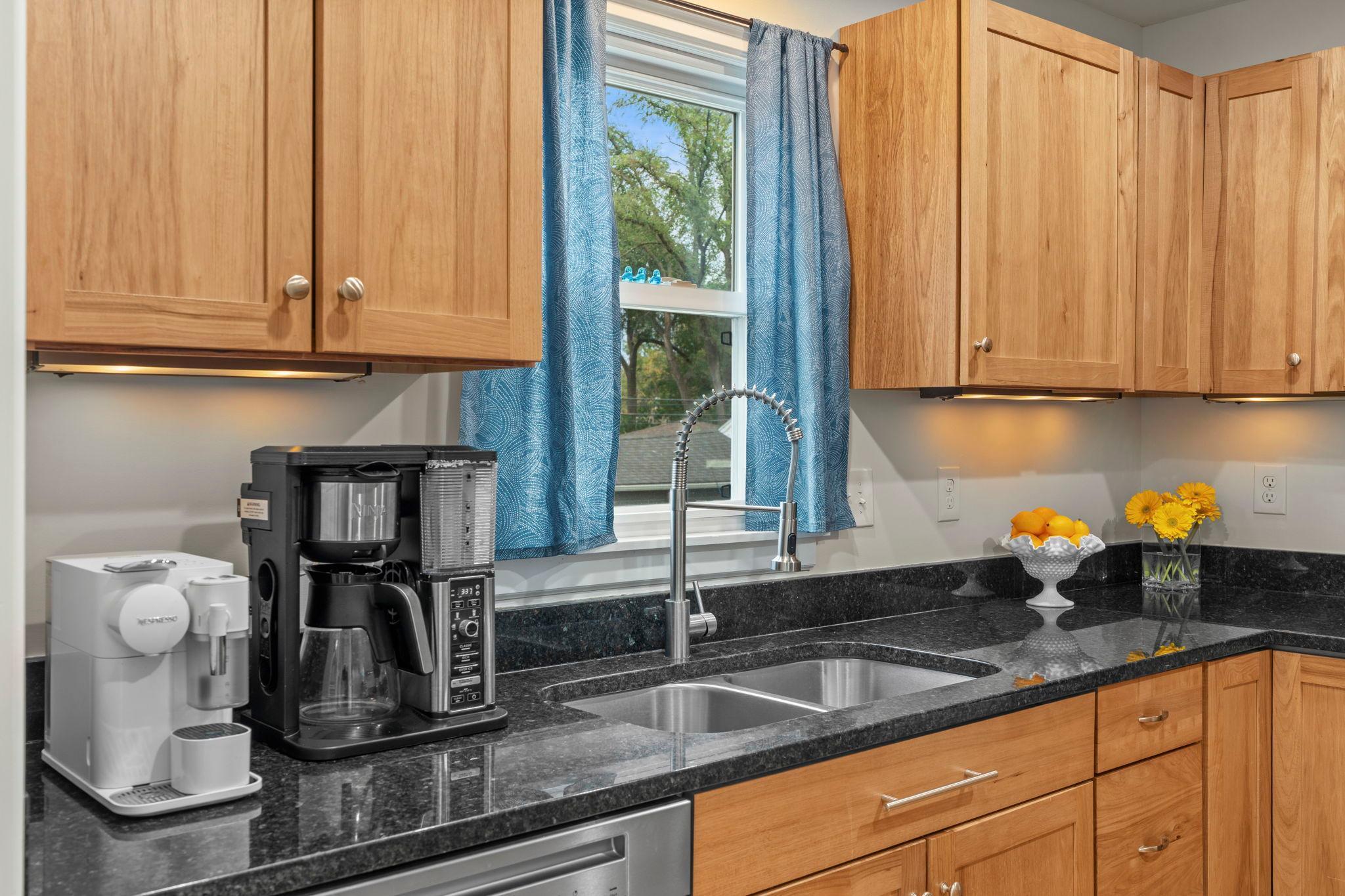 View of Residential at 3017 Edgewood Avenue, Saint Louis Park MN 55426, Saint Louis Park (9 of 46) - Mike Wilen | Minnesota Team Real Estate