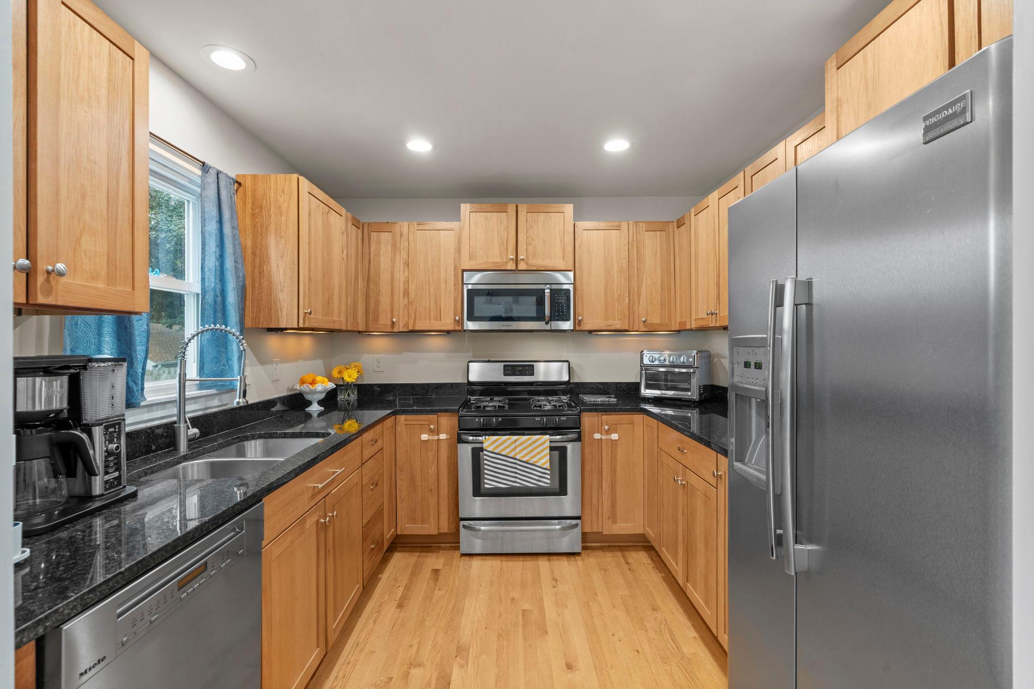 View of Residential at 3017 Edgewood Avenue, Saint Louis Park MN 55426, Saint Louis Park (8 of 46) - Mike Wilen | Minnesota Team Real Estate