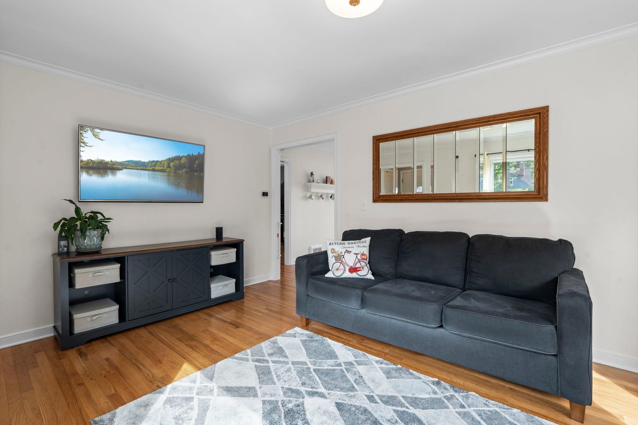 View of Residential at 3017 Edgewood Avenue, Saint Louis Park MN 55426, Saint Louis Park (11 of 46) - Mike Wilen | Minnesota Team Real Estate