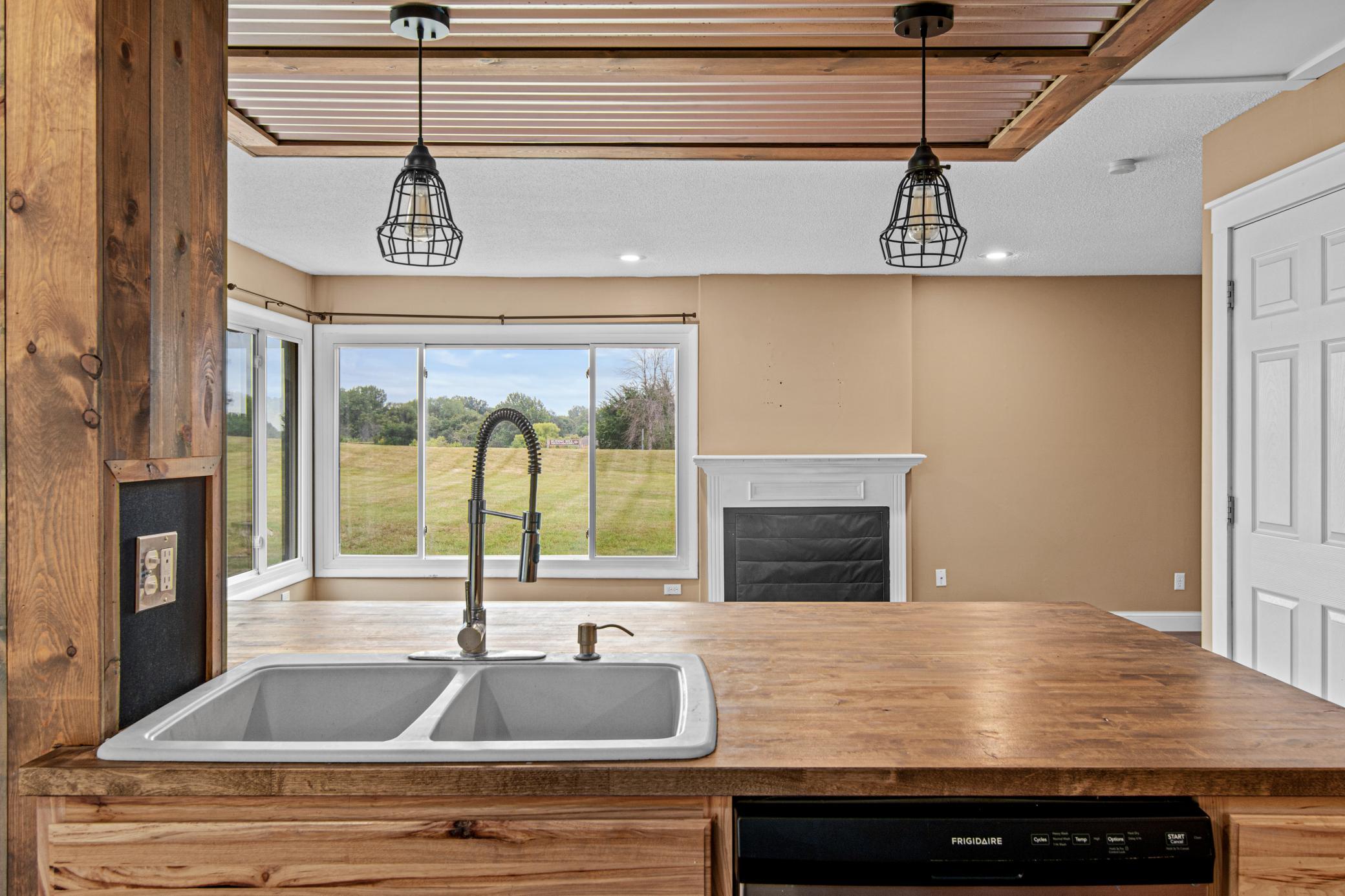 View of Residential at 112704 Hundertmark Road, Chaska MN 55318, Chaska (7 of 25) - Mike Wilen | Minnesota Team Real Estate