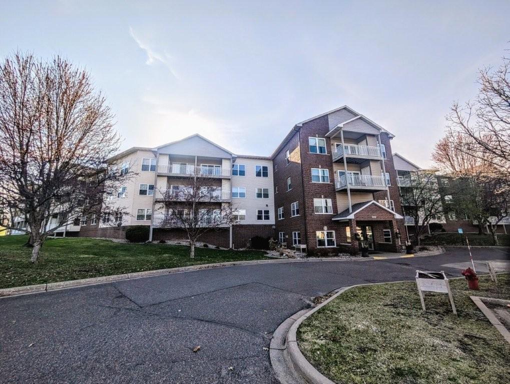 View of Residential at 2231 Penn Place #213, North Saint Paul MN 55109, North Saint Paul - Mike Wilen | Minnesota Team Real Estate