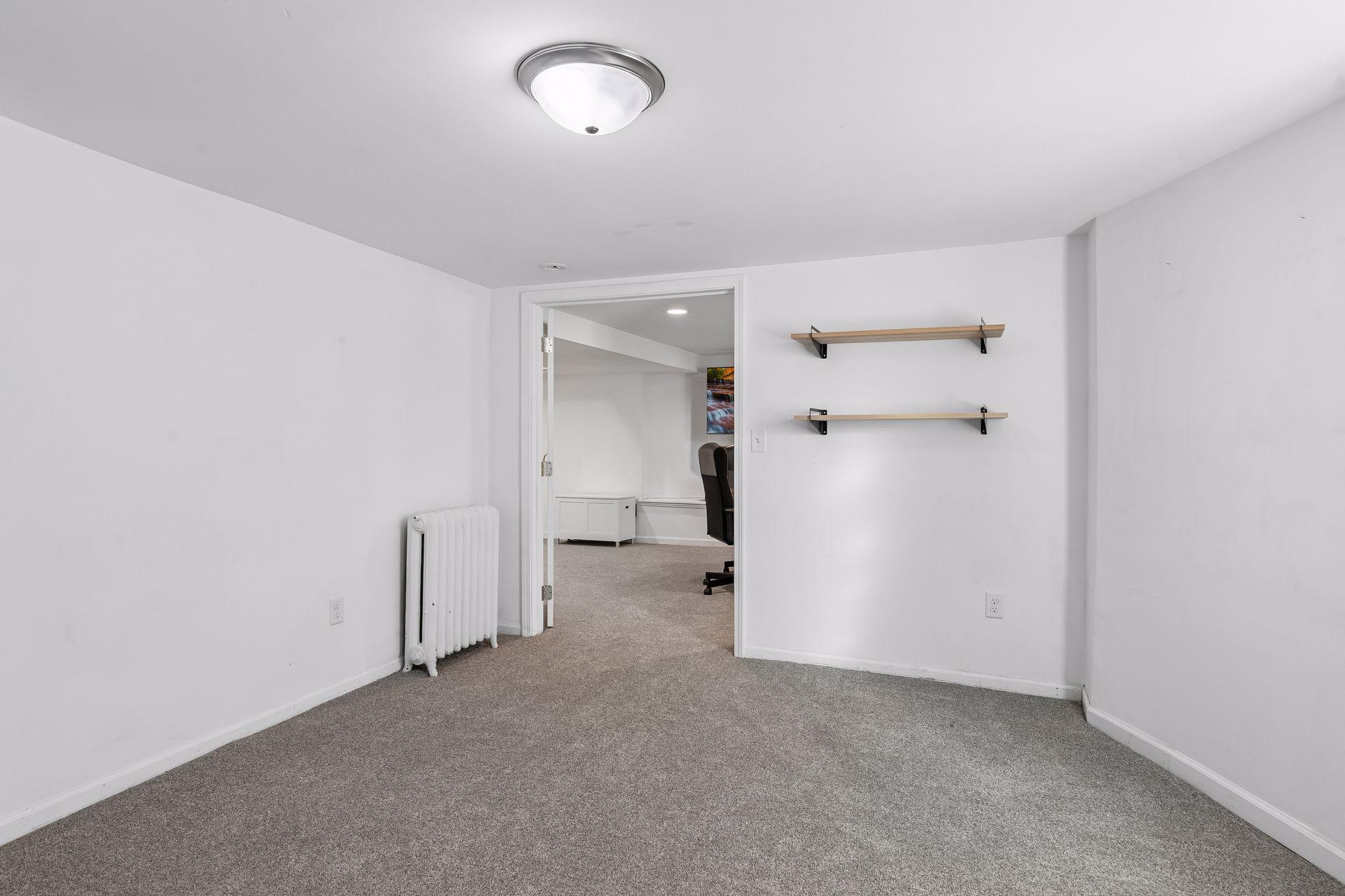 View of Residential at 899 Ashland Avenue, Saint Paul MN 55104, Saint Paul (31 of 42) - Mike Wilen | Minnesota Team Real Estate