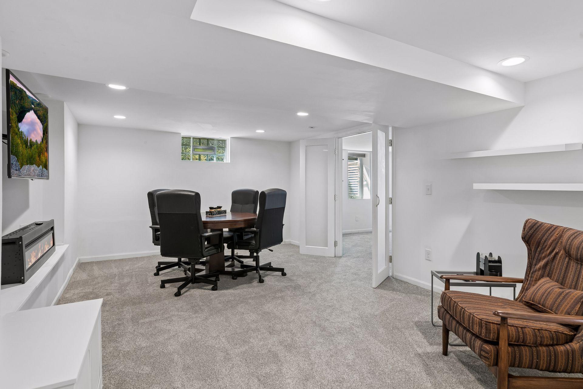 View of Residential at 899 Ashland Avenue, Saint Paul MN 55104, Saint Paul (29 of 42) - Mike Wilen | Minnesota Team Real Estate