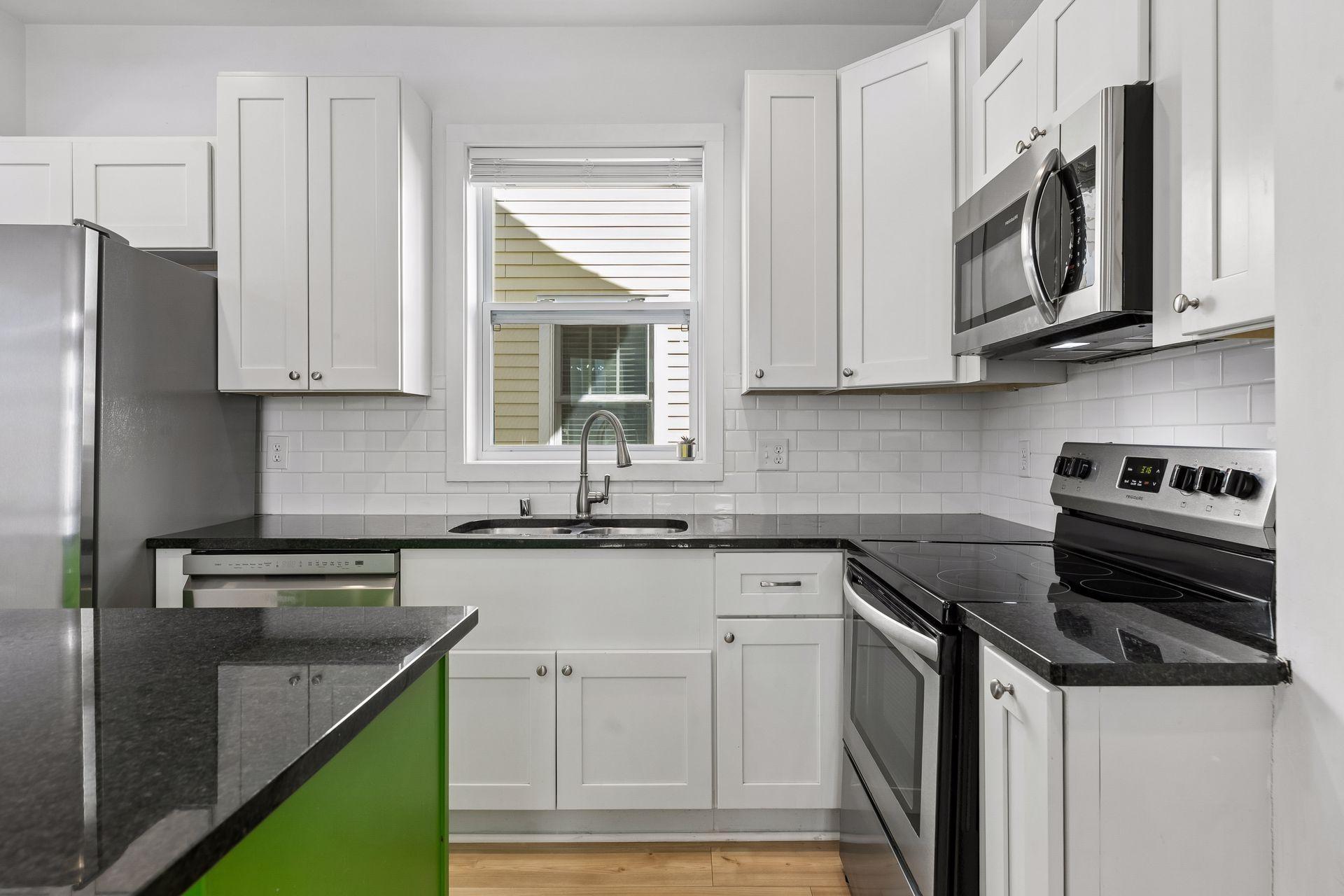 View of Residential at 899 Ashland Avenue, Saint Paul MN 55104, Saint Paul (12 of 42) - Mike Wilen | Minnesota Team Real Estate