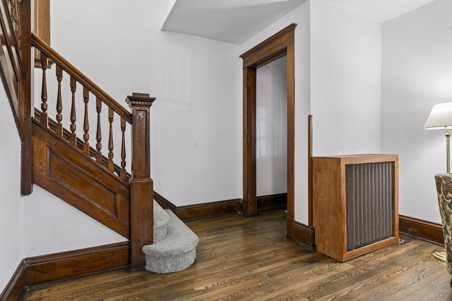 View of Residential at 899 Ashland Avenue, Saint Paul MN 55104, Saint Paul (16 of 42) - Mike Wilen | Minnesota Team Real Estate