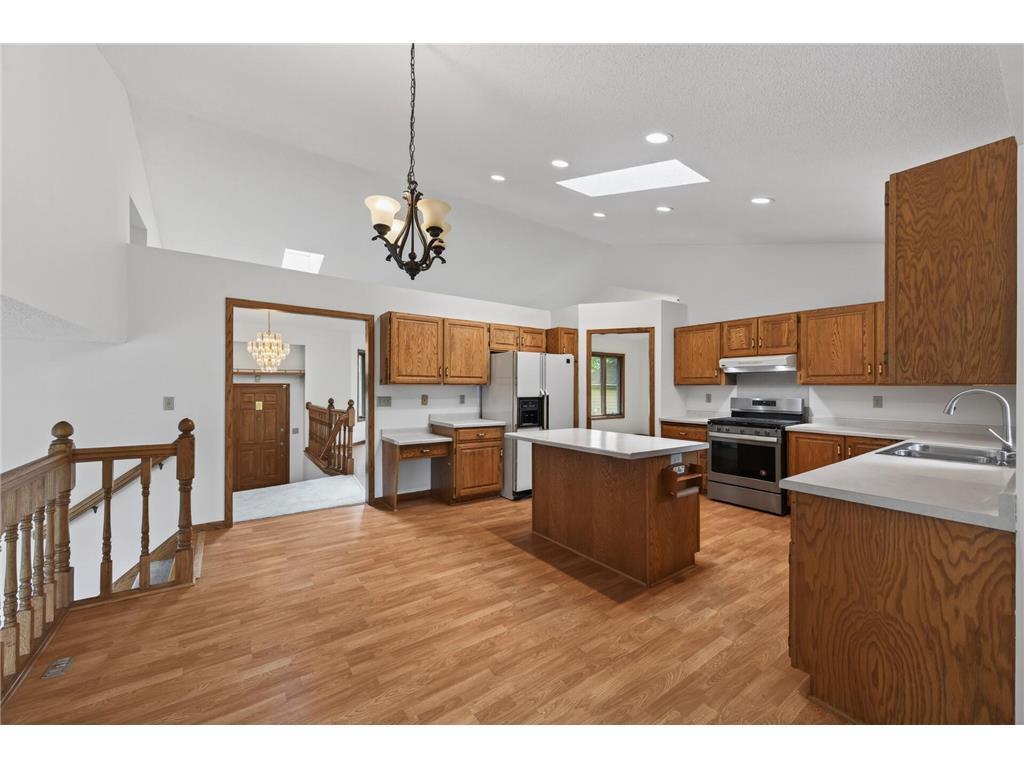 View of Residential at 9000 Ashley Terrace, Brooklyn Park MN 55443, Brooklyn Park (6 of 47) - Mike Wilen | Minnesota Team Real Estate